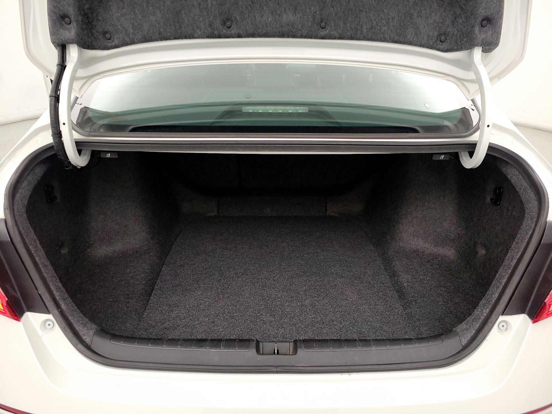 Thumbnail: 2019 Honda Accord - 20