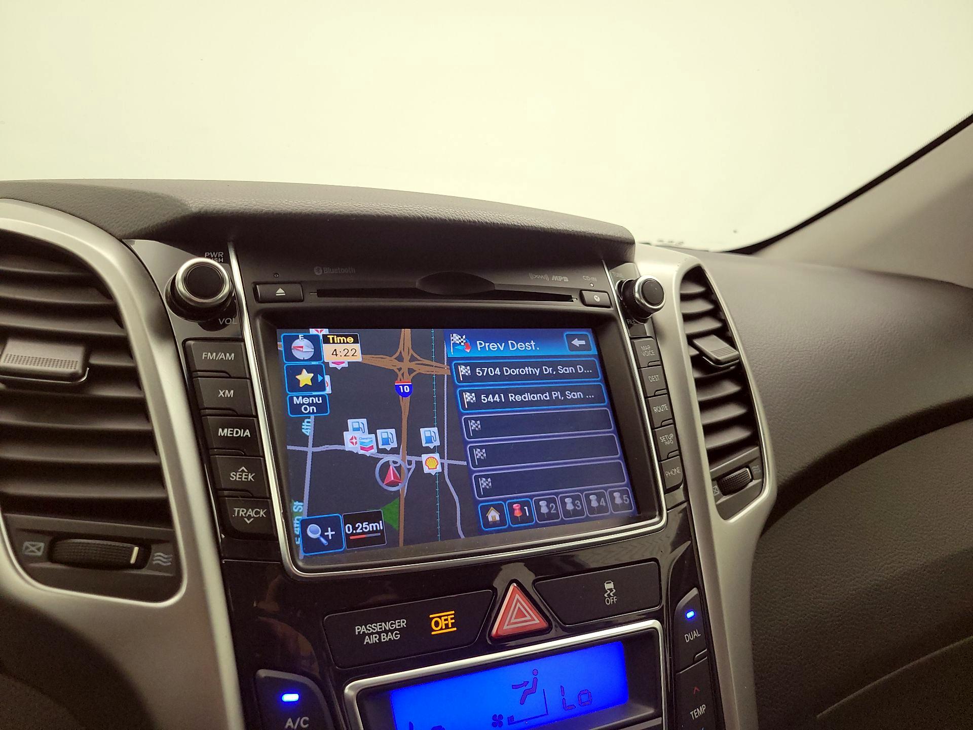 Thumbnail: 2014 Hyundai Elantra - 16