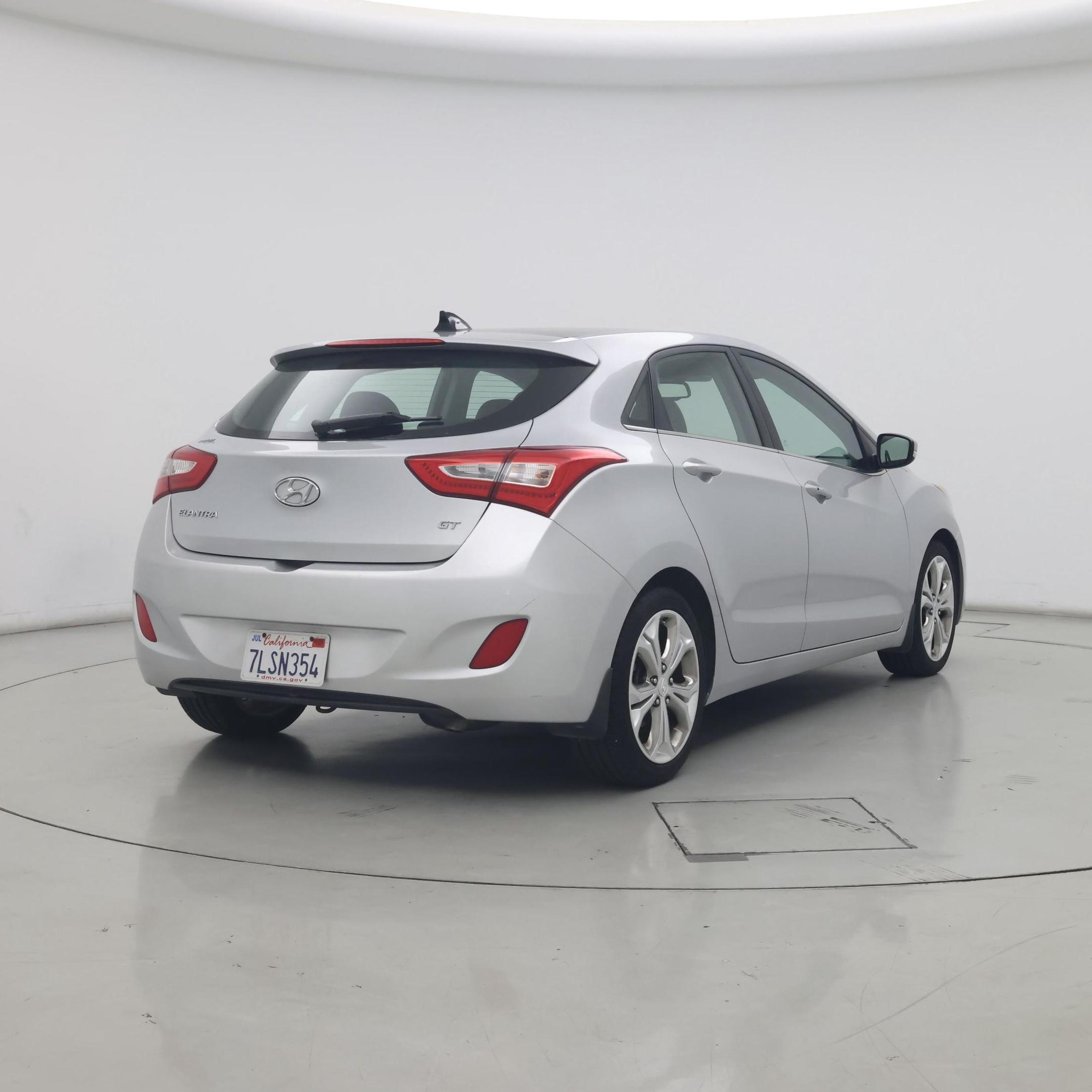 Thumbnail: 2014 Hyundai Elantra - 8