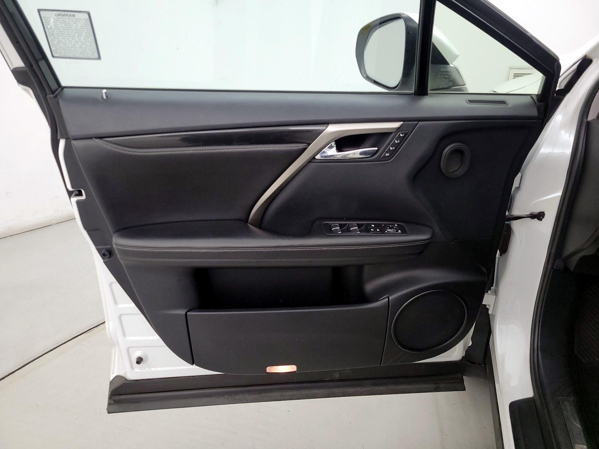 Thumbnail: 2018 Lexus RX - 12