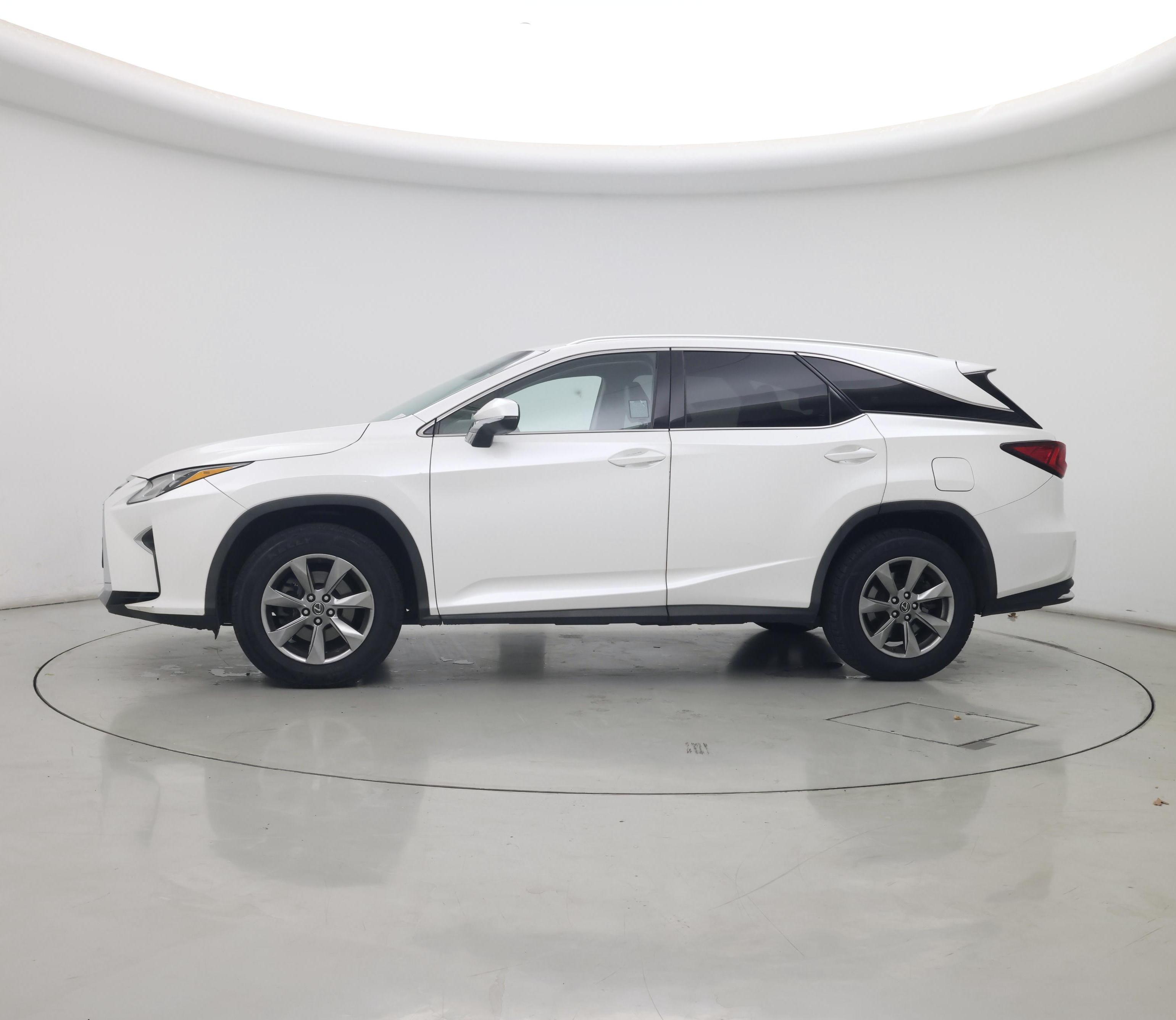 Thumbnail: 2018 Lexus RX - 3