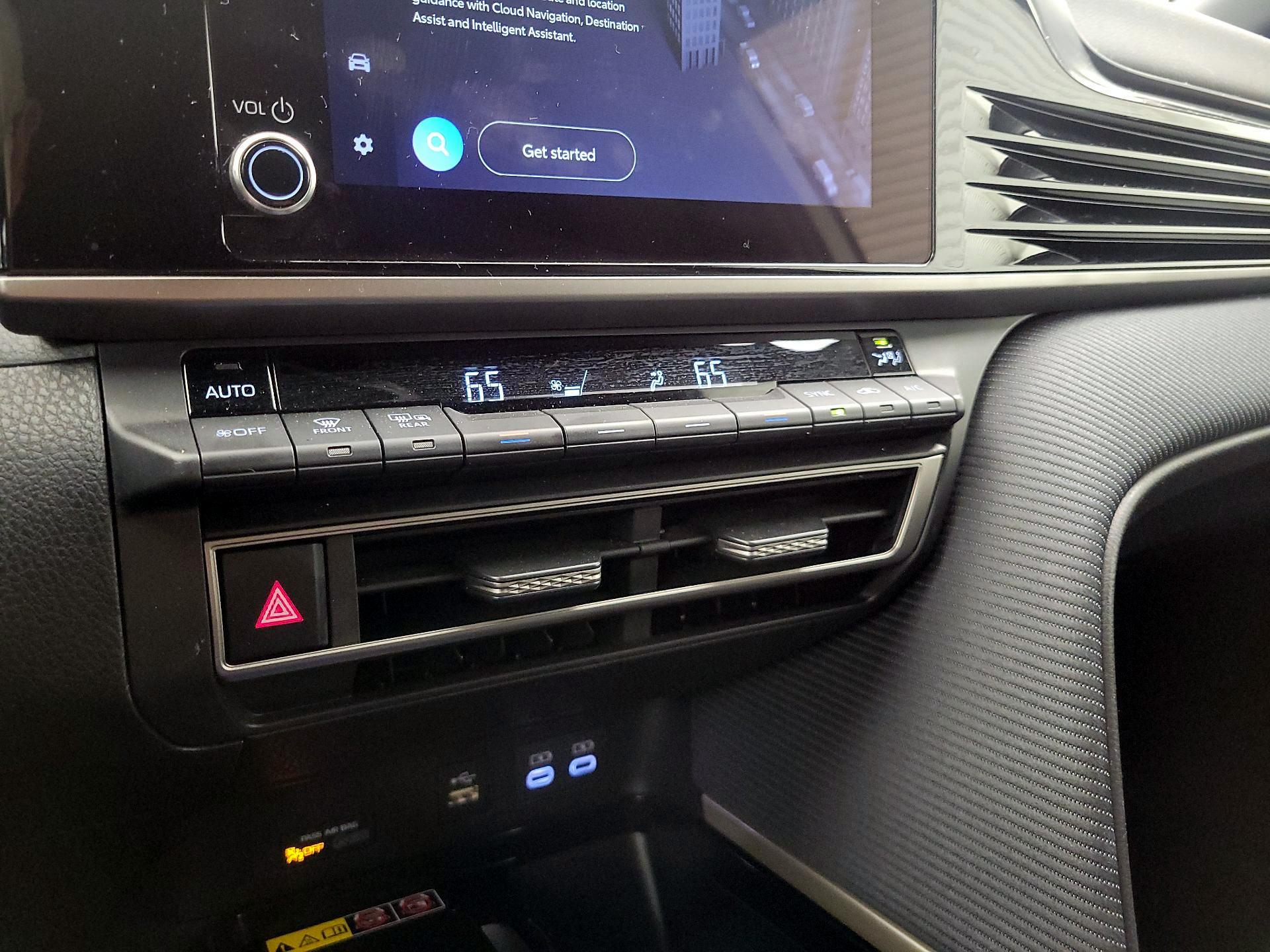 Thumbnail: 2025 Toyota Camry - 17