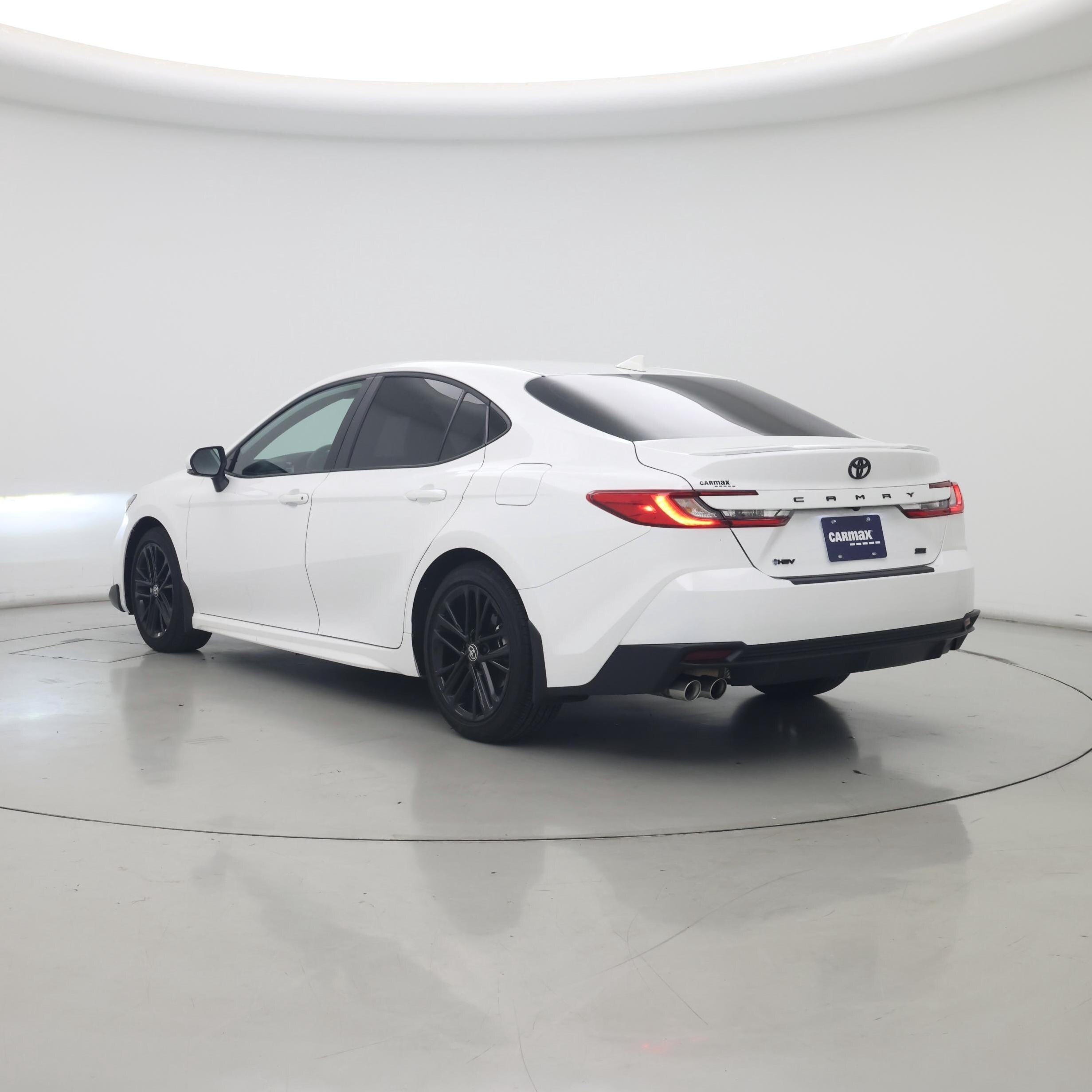 Thumbnail: 2025 Toyota Camry - 2