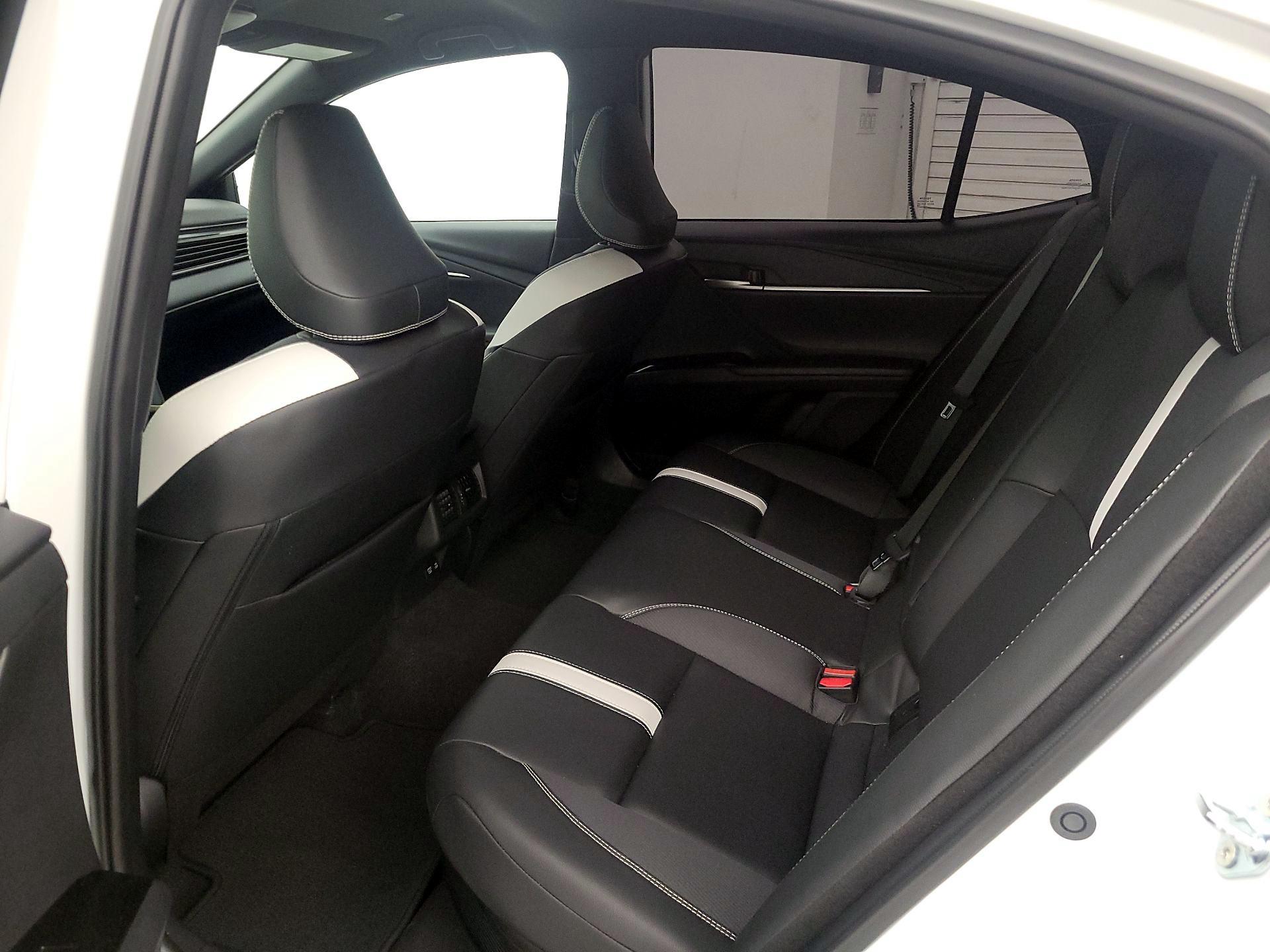 Thumbnail: 2025 Toyota Camry - 20