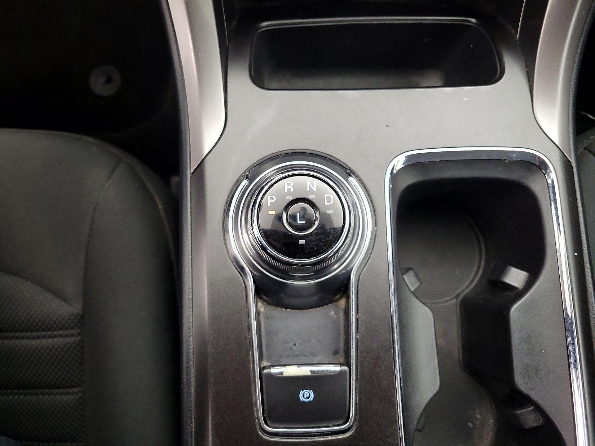 Thumbnail: 2018 Ford Fusion - 17