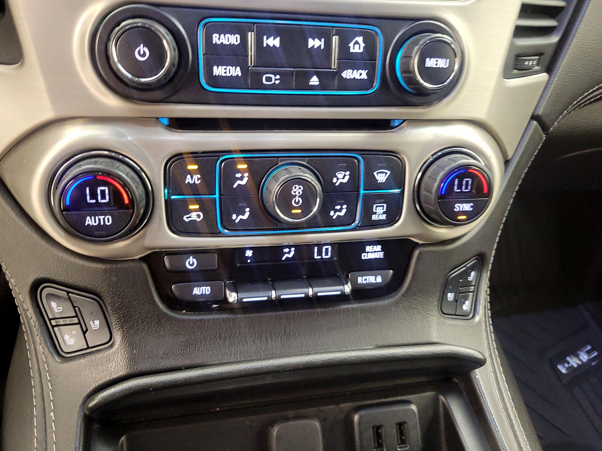 Thumbnail: 2019 GMC Yukon - 16