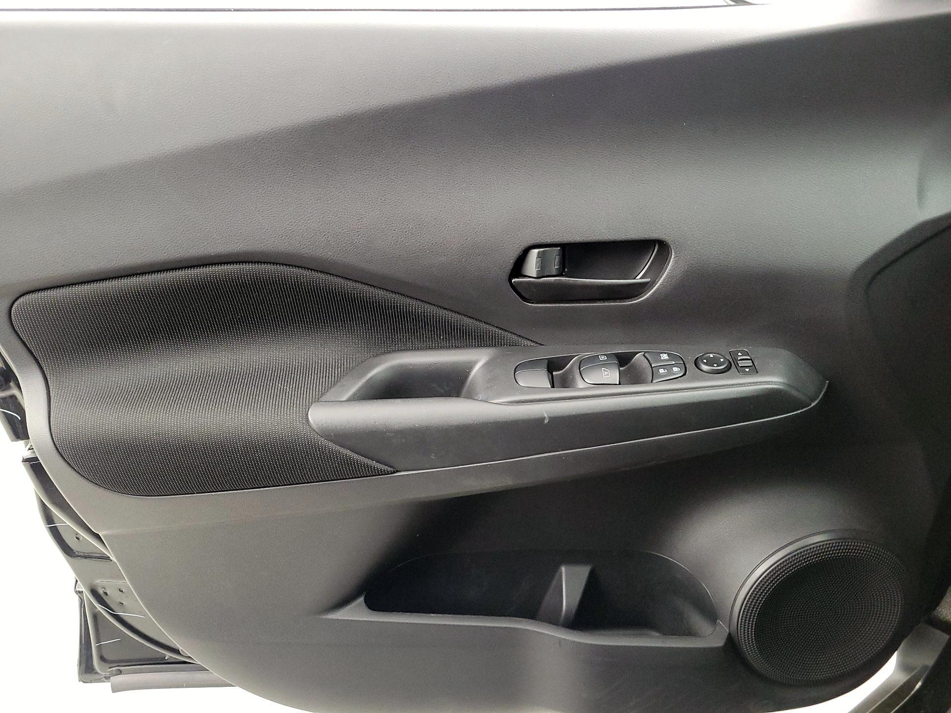 Thumbnail: 2022 Kia Seltos - 12