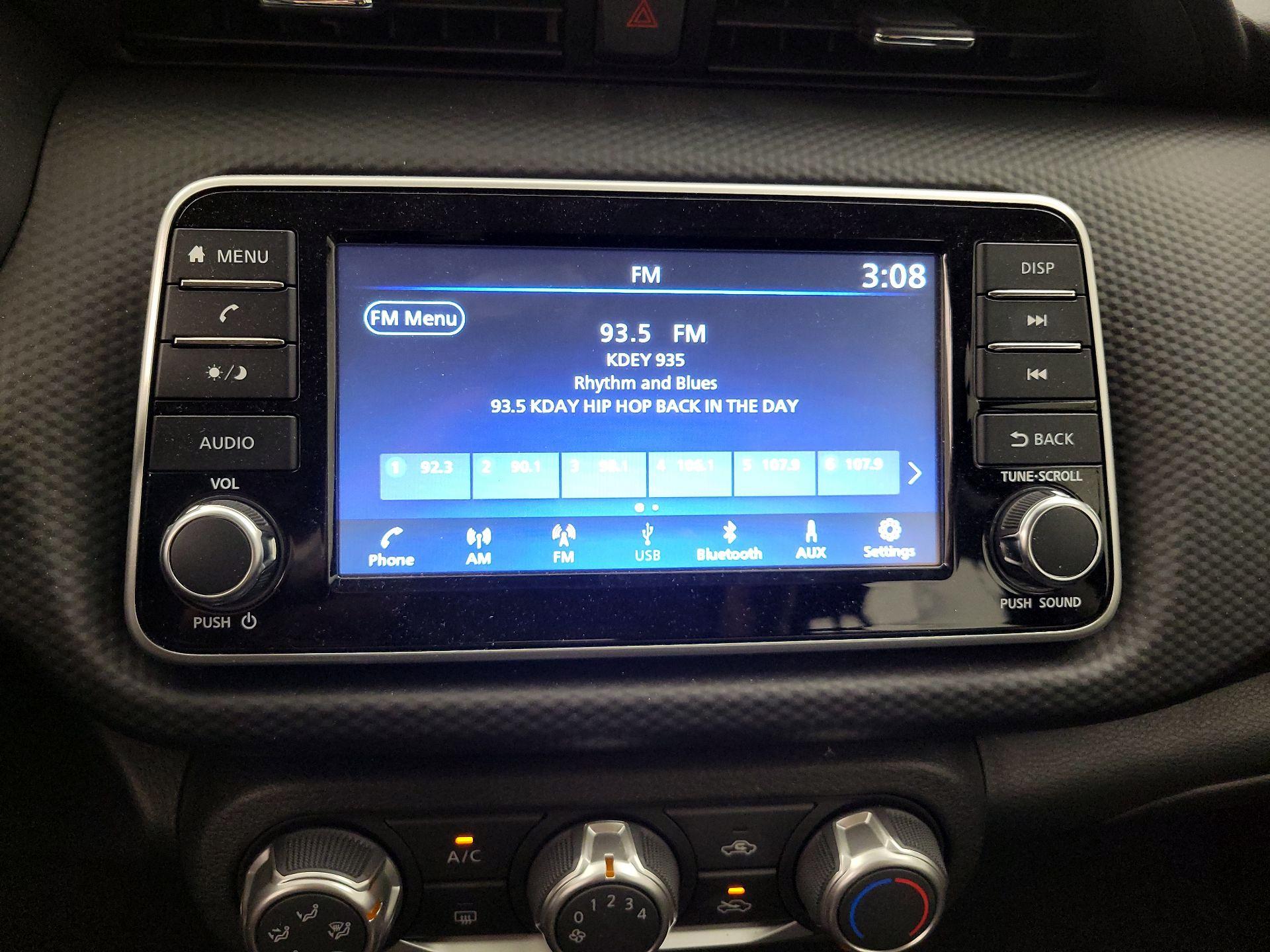 Thumbnail: 2022 Kia Seltos - 15