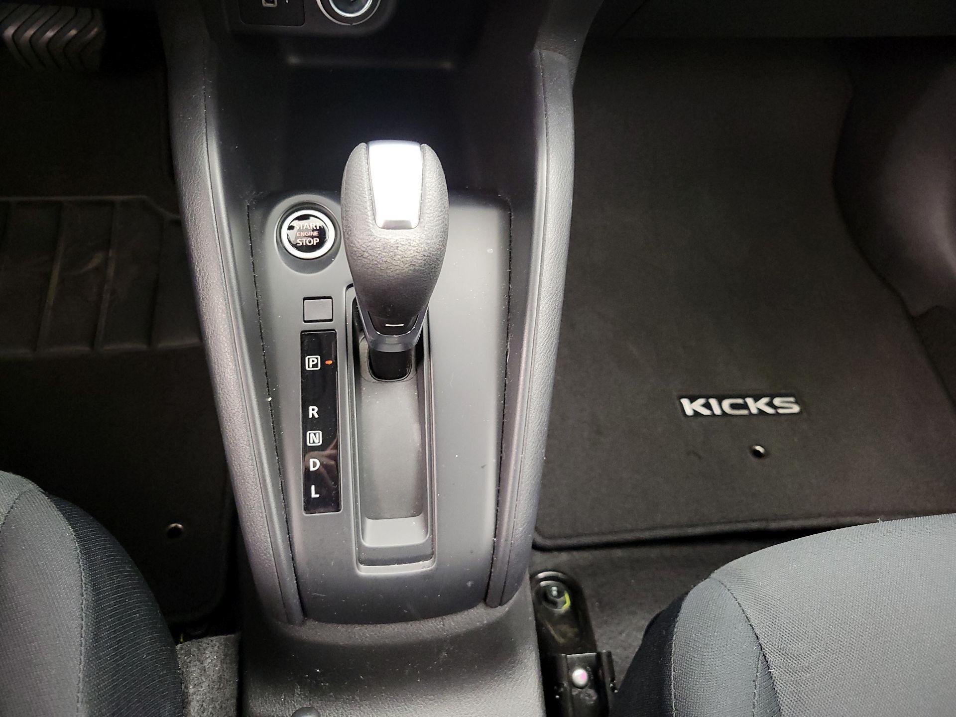 Thumbnail: 2022 Kia Seltos - 17