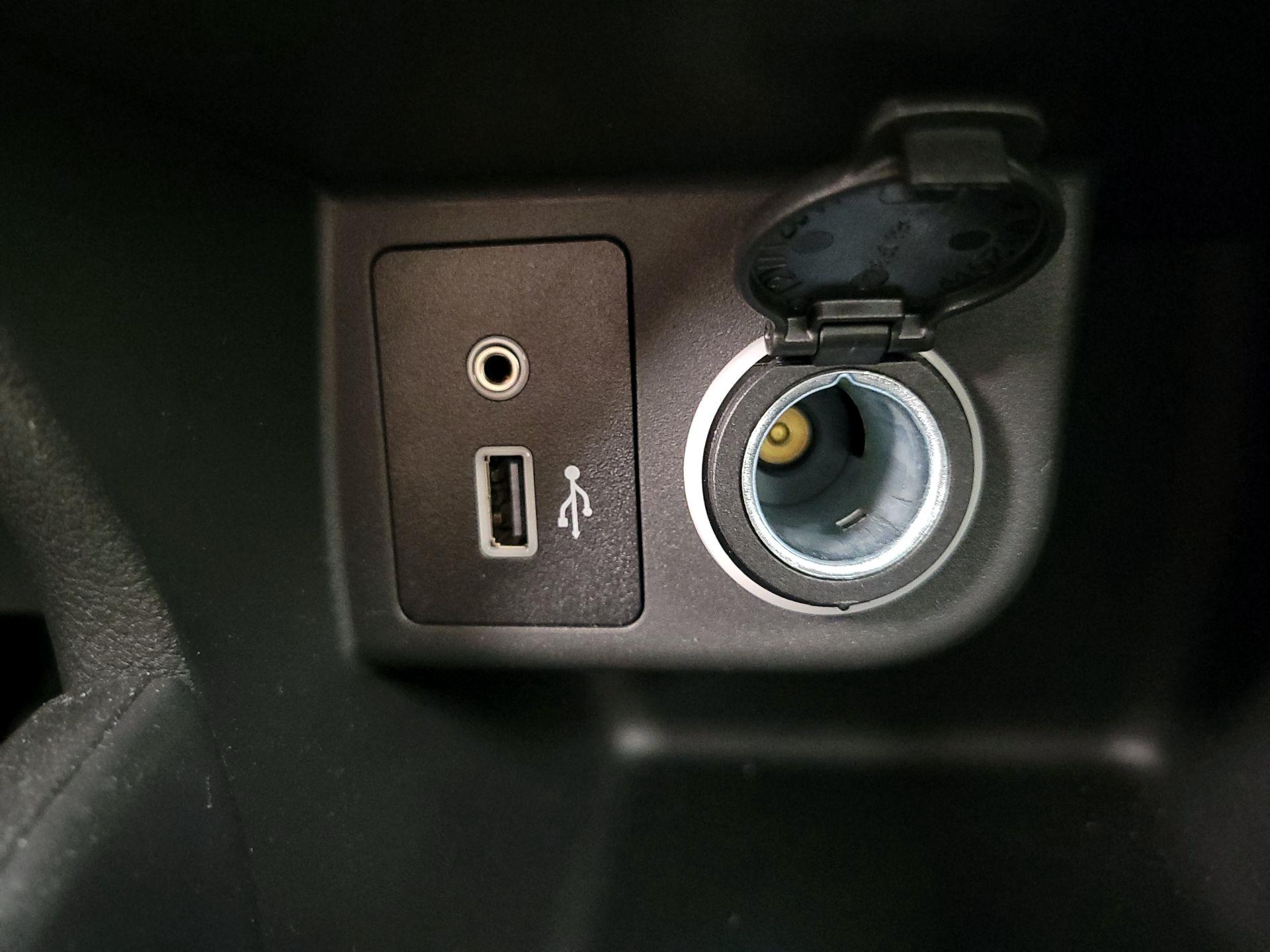 Thumbnail: 2022 Kia Seltos - 18