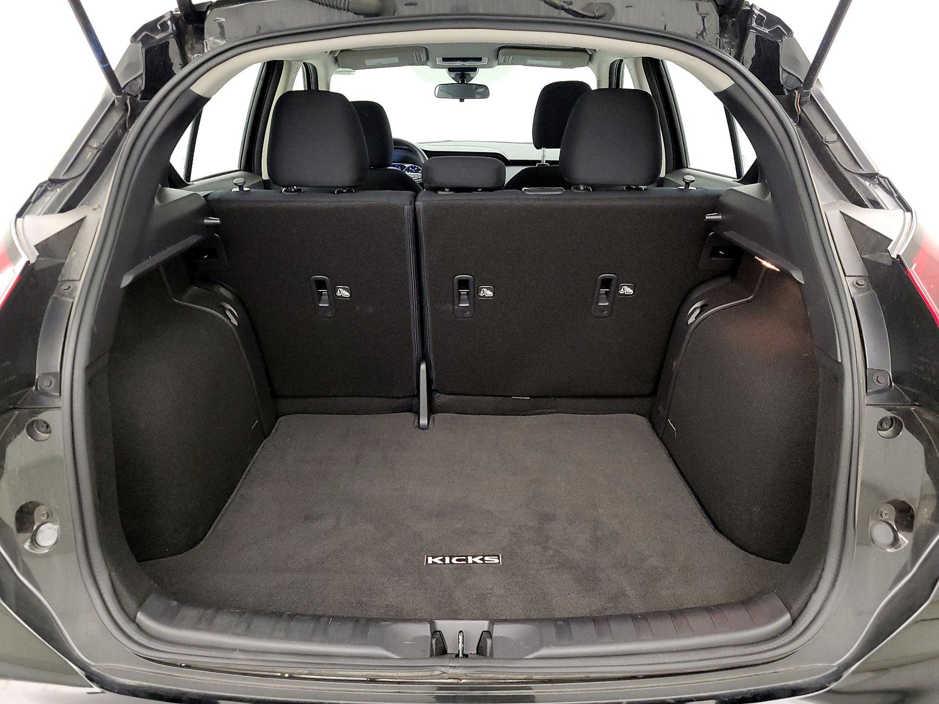 Thumbnail: 2022 Kia Seltos - 20