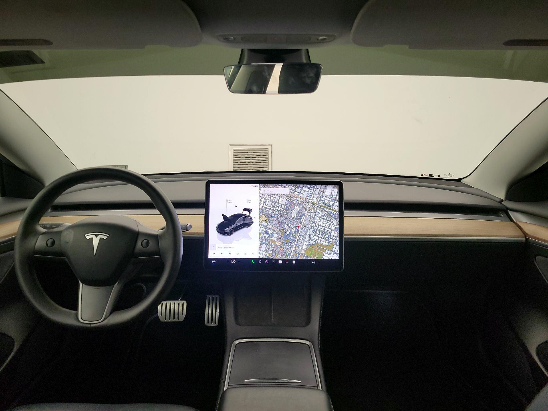 Thumbnail: 2022 Tesla Model 3 - 9