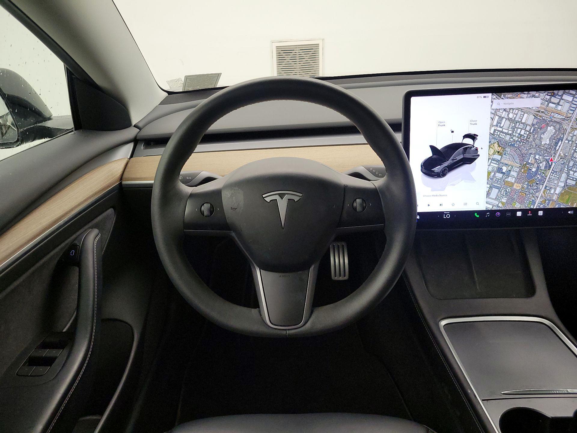 Thumbnail: 2022 Tesla Model 3 - 10