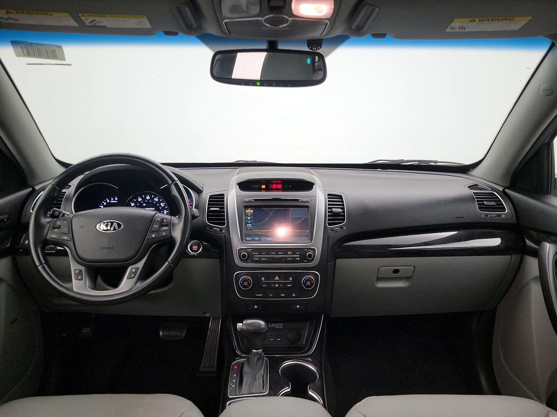 Thumbnail: 2015 Kia Sorento - 9