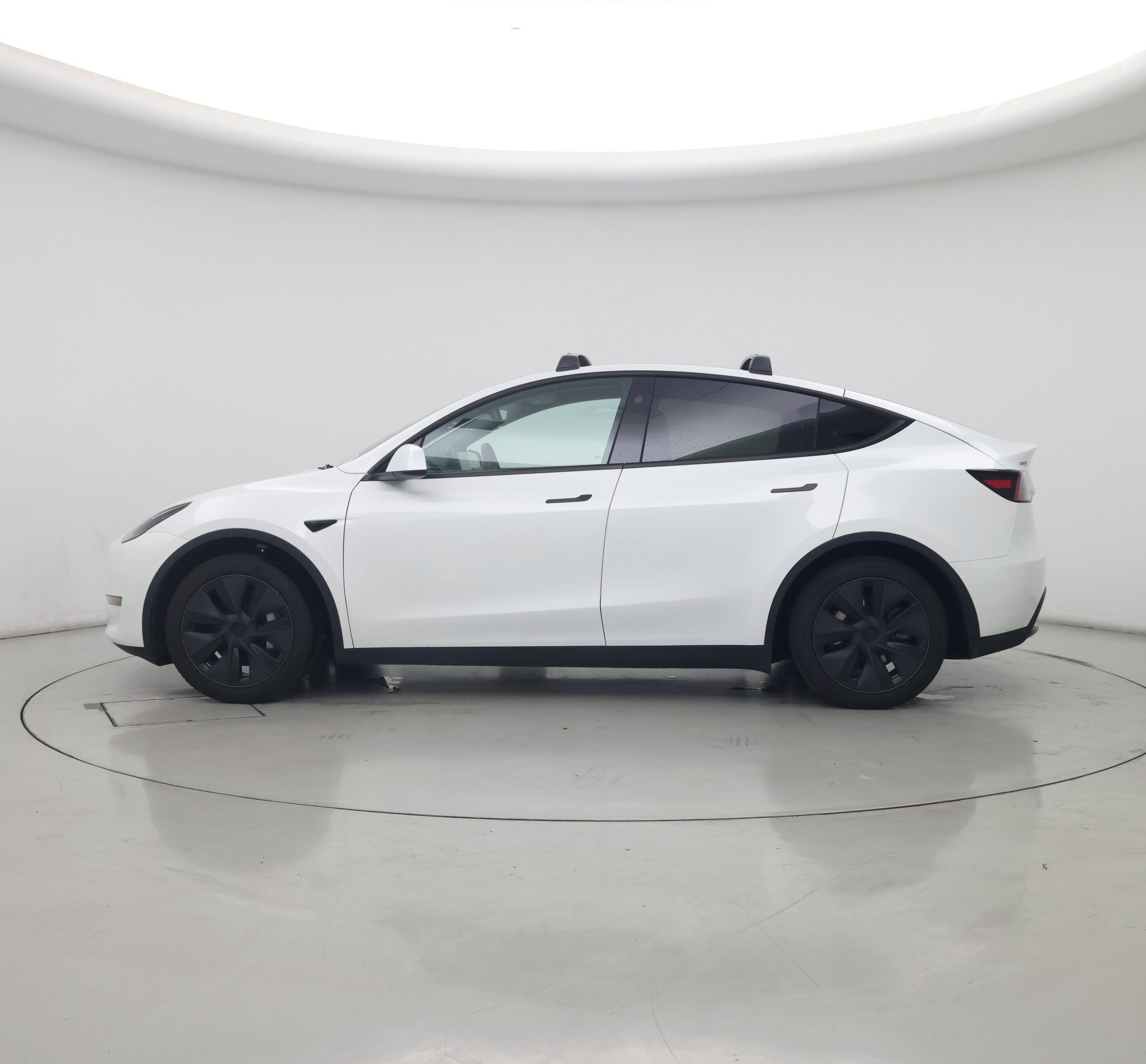Thumbnail: 2025 Tesla Model Y - 3