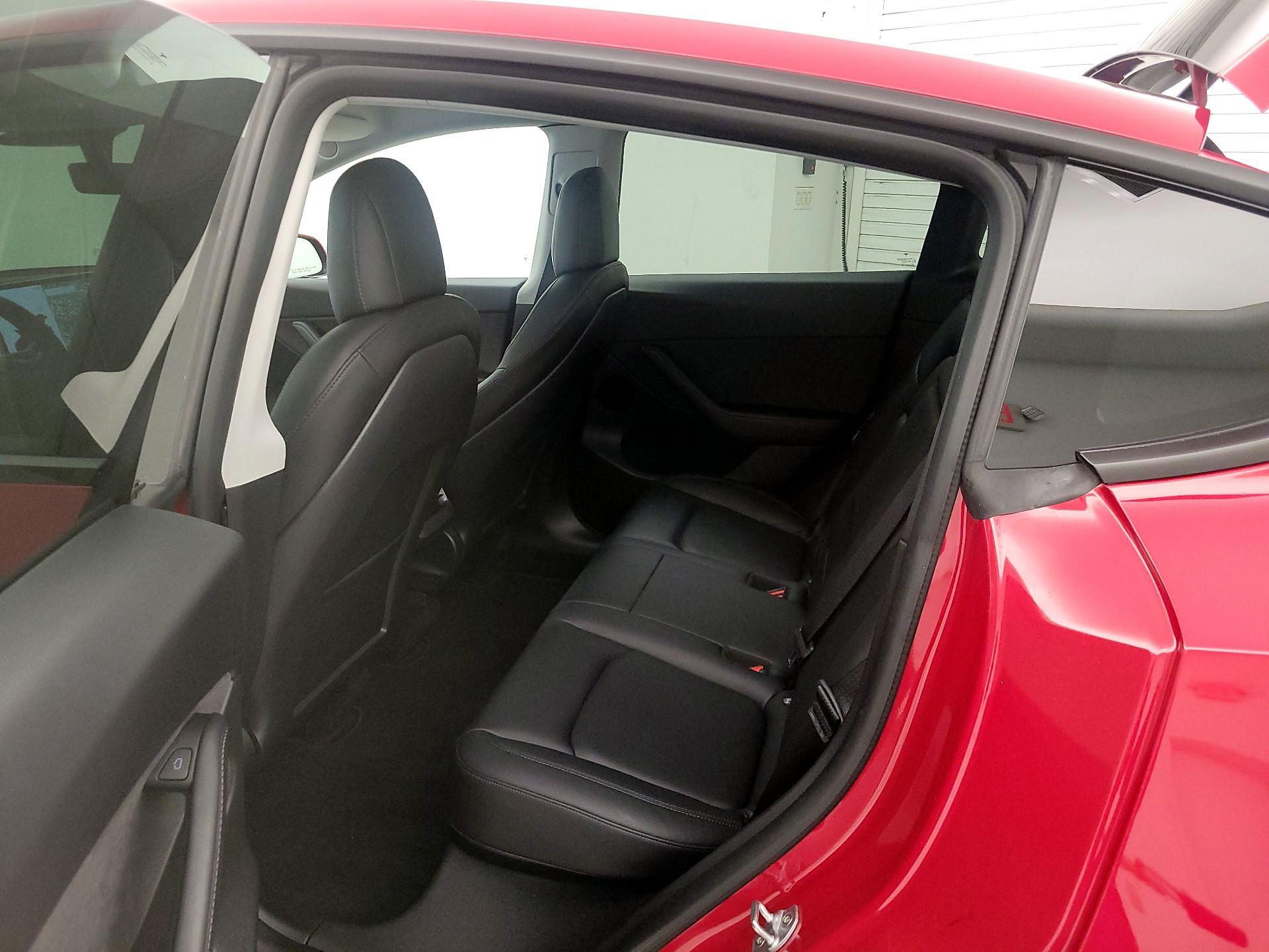 Thumbnail: 2022 Tesla Model Y - 19