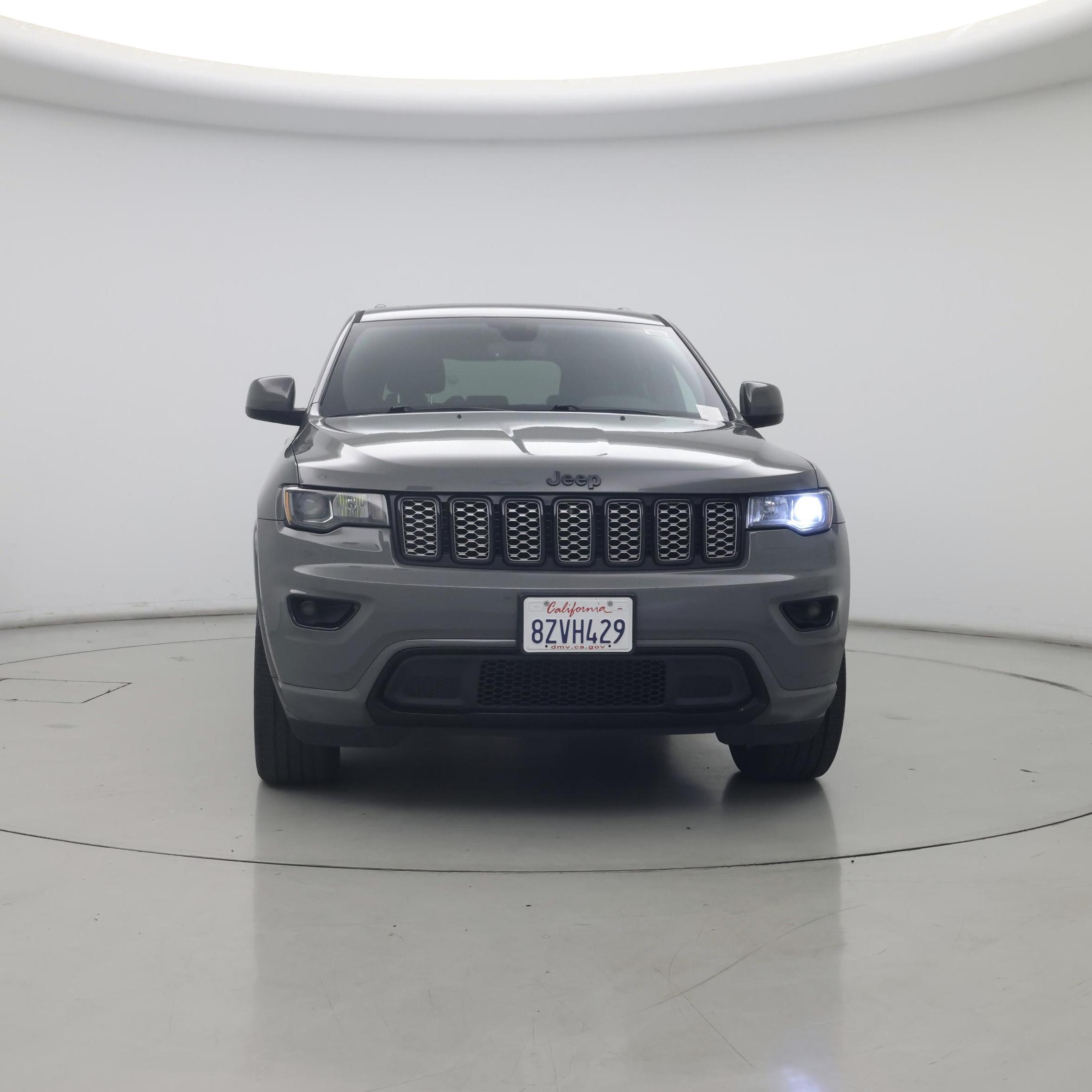 Thumbnail: 2019 Jeep Grand Cherokee - 5