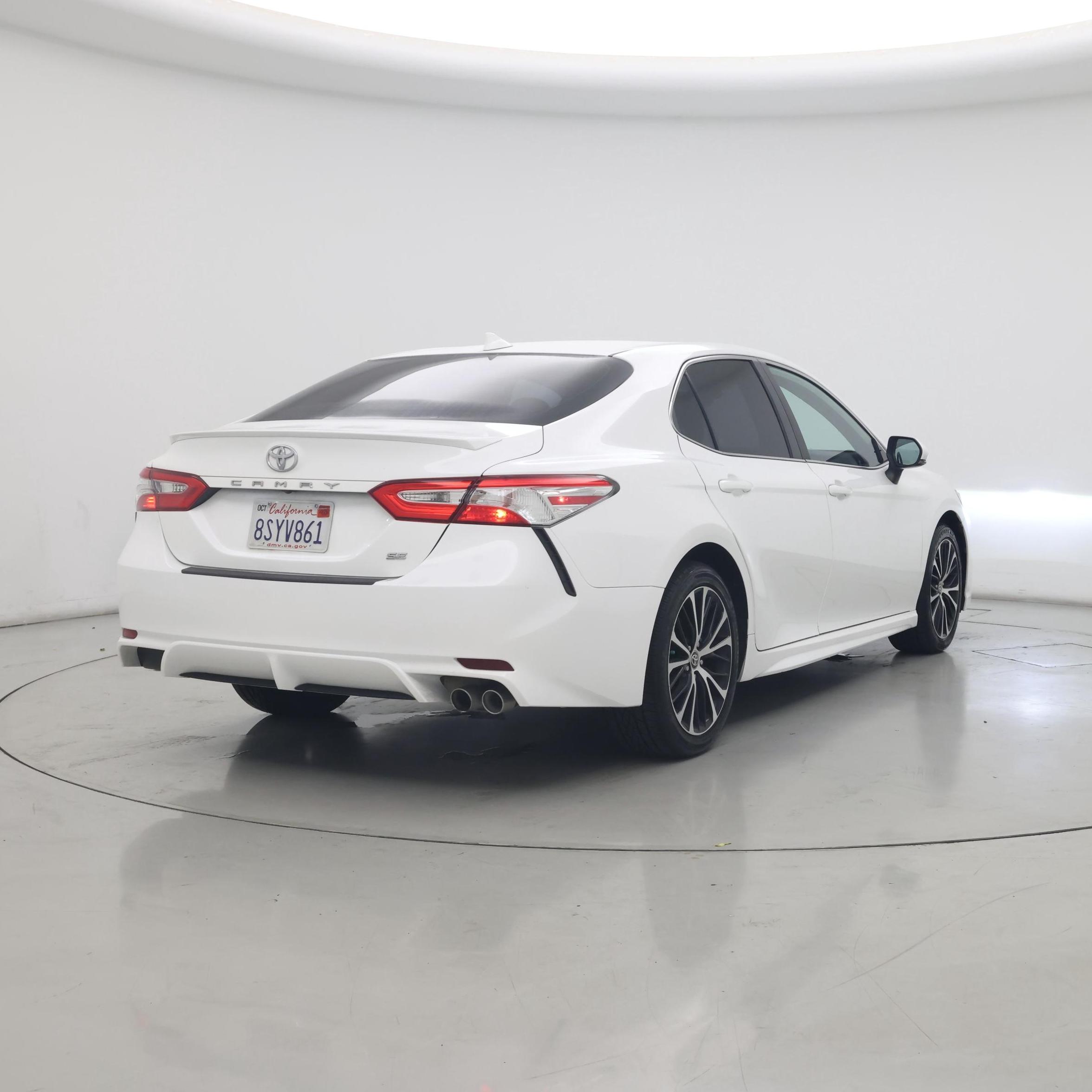 Thumbnail: 2020 Toyota Camry - 8