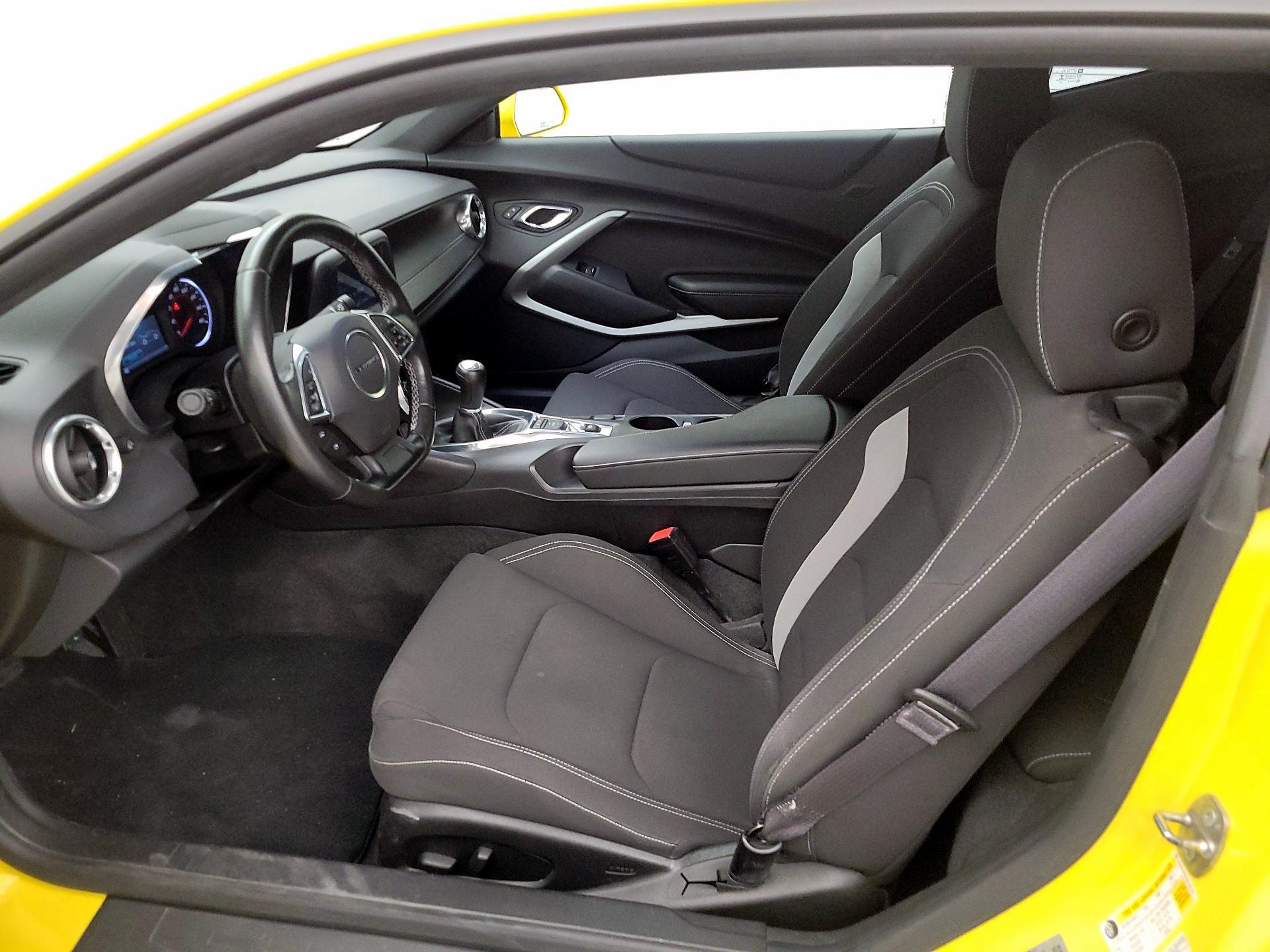 Thumbnail: 2016 Chevrolet Camaro - 11