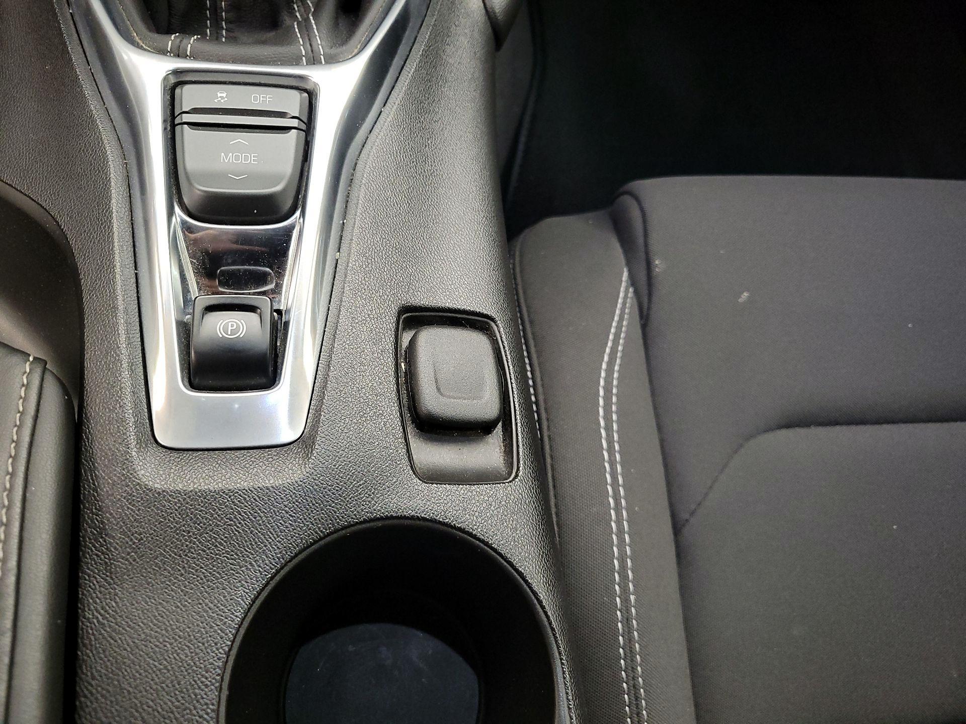 Thumbnail: 2016 Chevrolet Camaro - 17