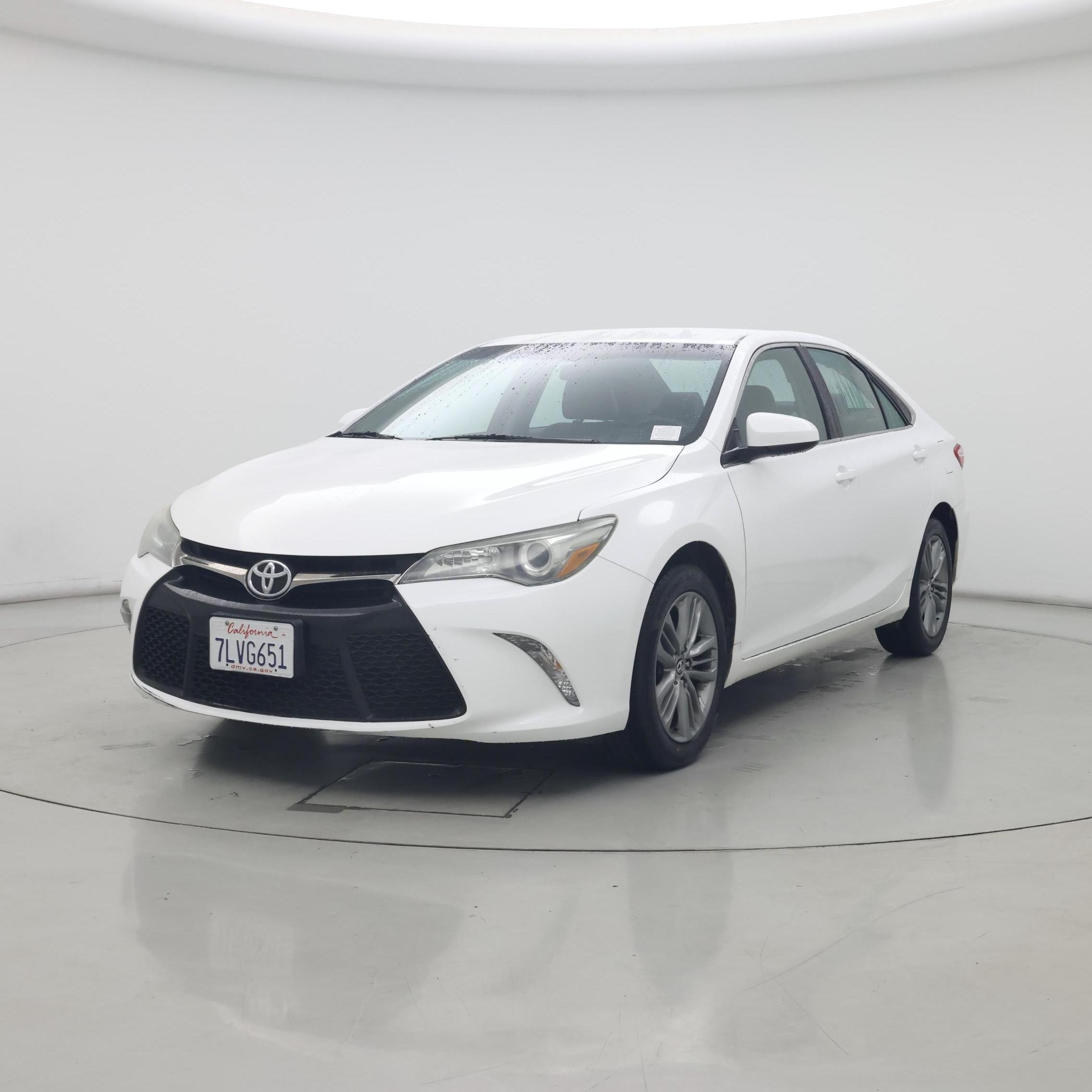 Thumbnail: 2015 Toyota Camry - 4