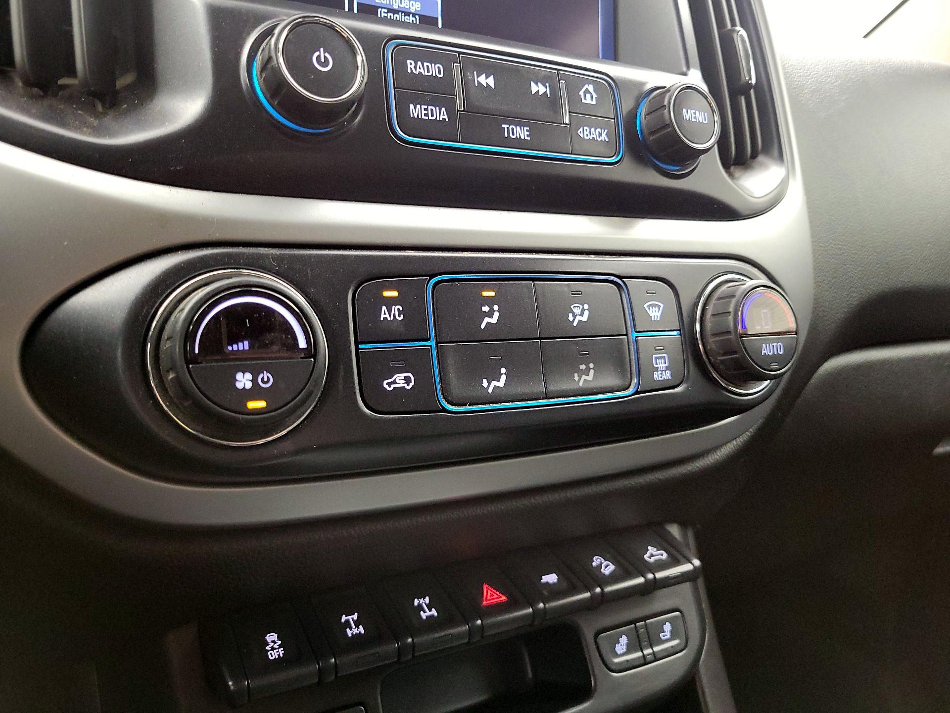 Thumbnail: 2018 Chevrolet Colorado - 17