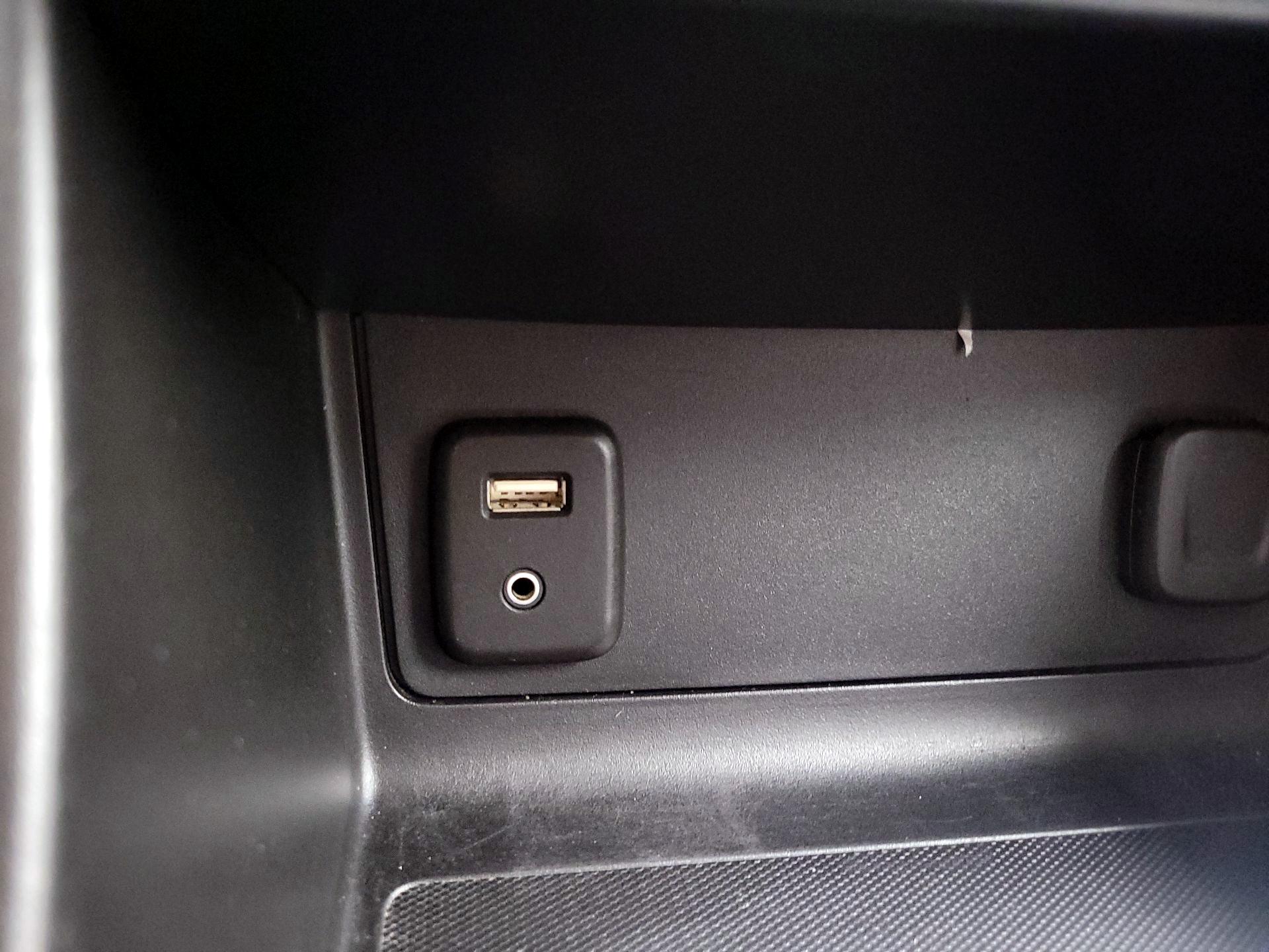 Thumbnail: 2018 Chevrolet Colorado - 19