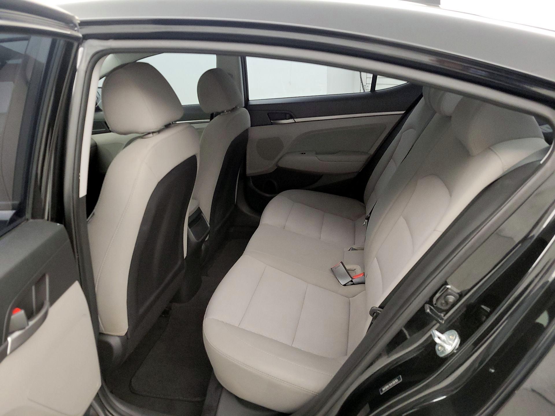 Thumbnail: 2018 Hyundai Elantra - 19