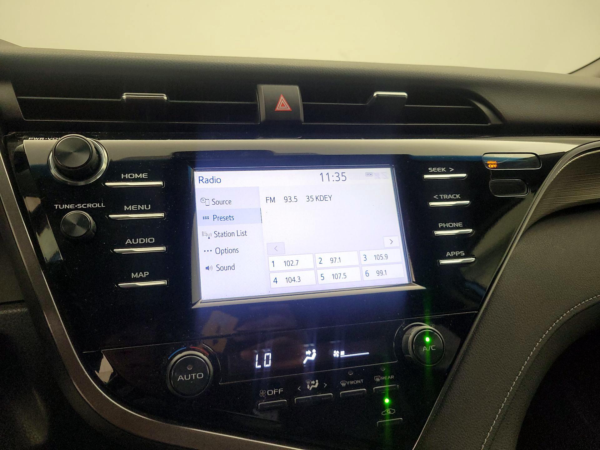 Thumbnail: 2019 Toyota Camry - 15