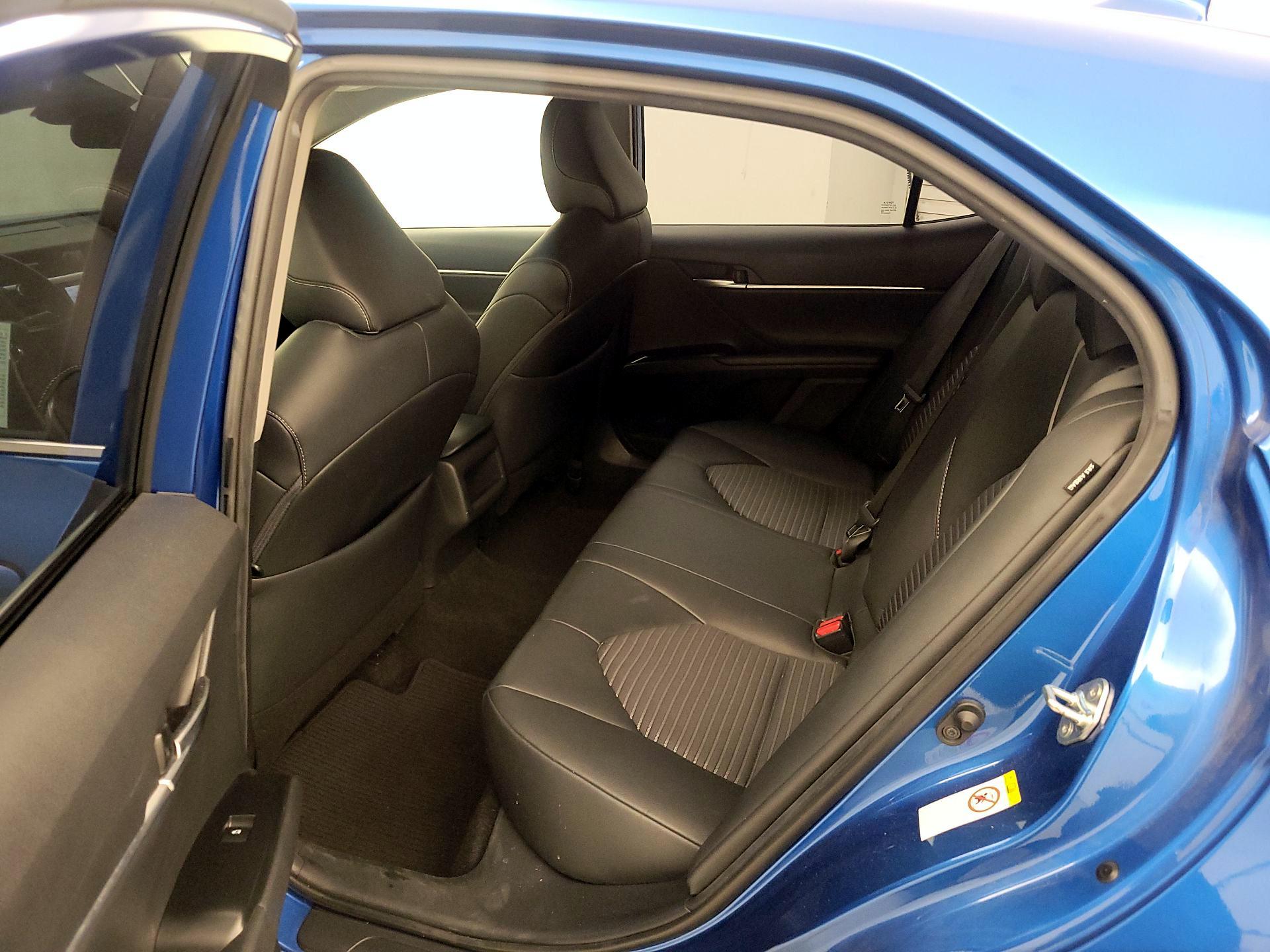 Thumbnail: 2019 Toyota Camry - 19