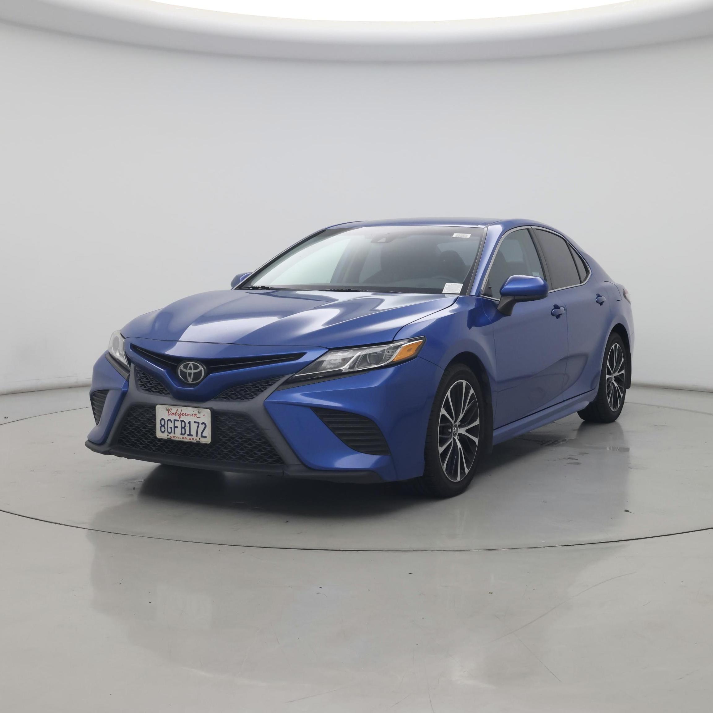 Thumbnail: 2019 Toyota Camry - 4