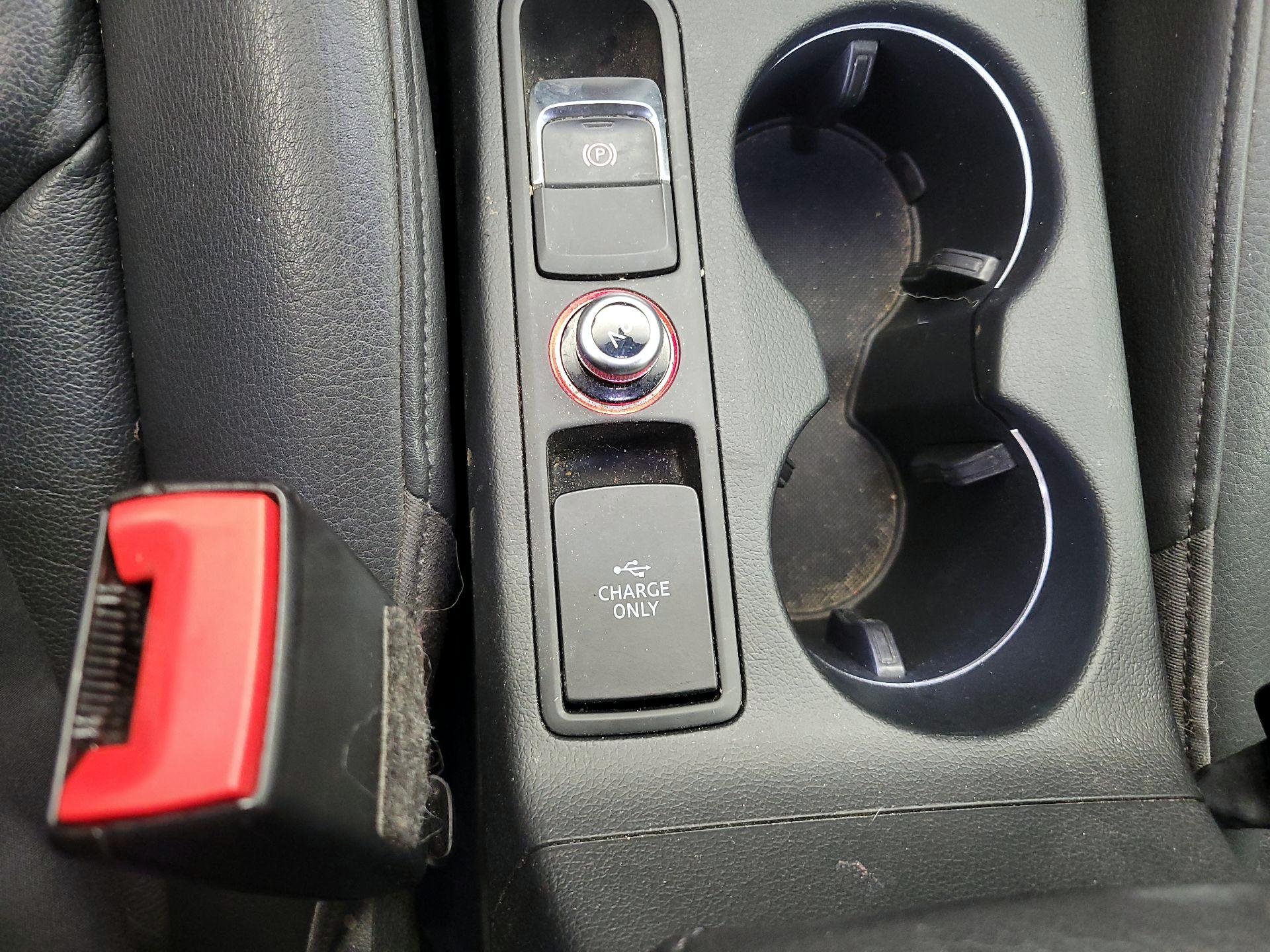 Thumbnail: 2018 Audi Q3 - 19