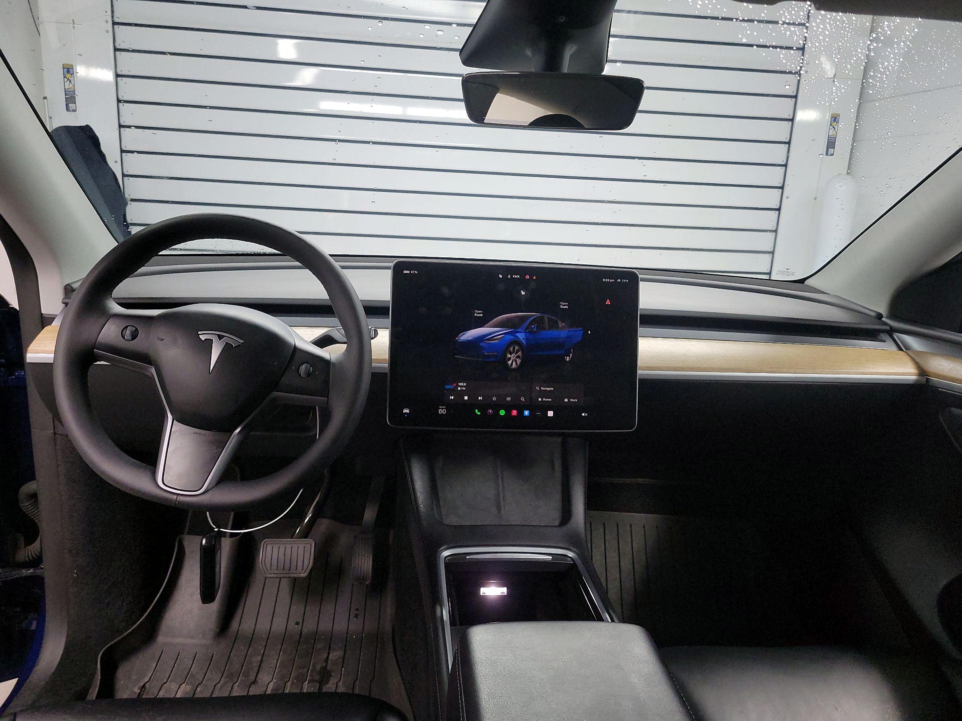 Thumbnail: 2023 Tesla Model Y - 9