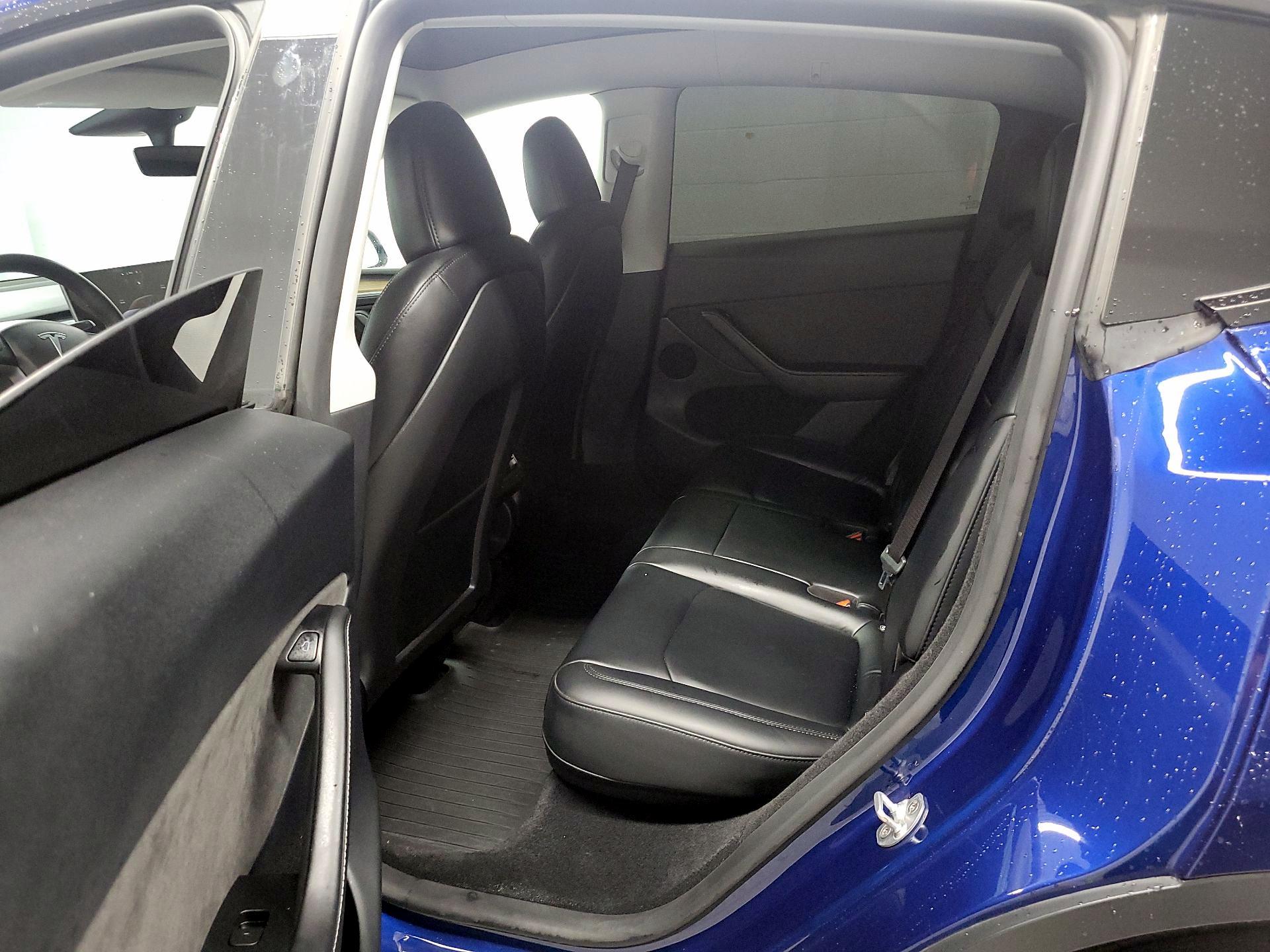 Thumbnail: 2023 Tesla Model Y - 17