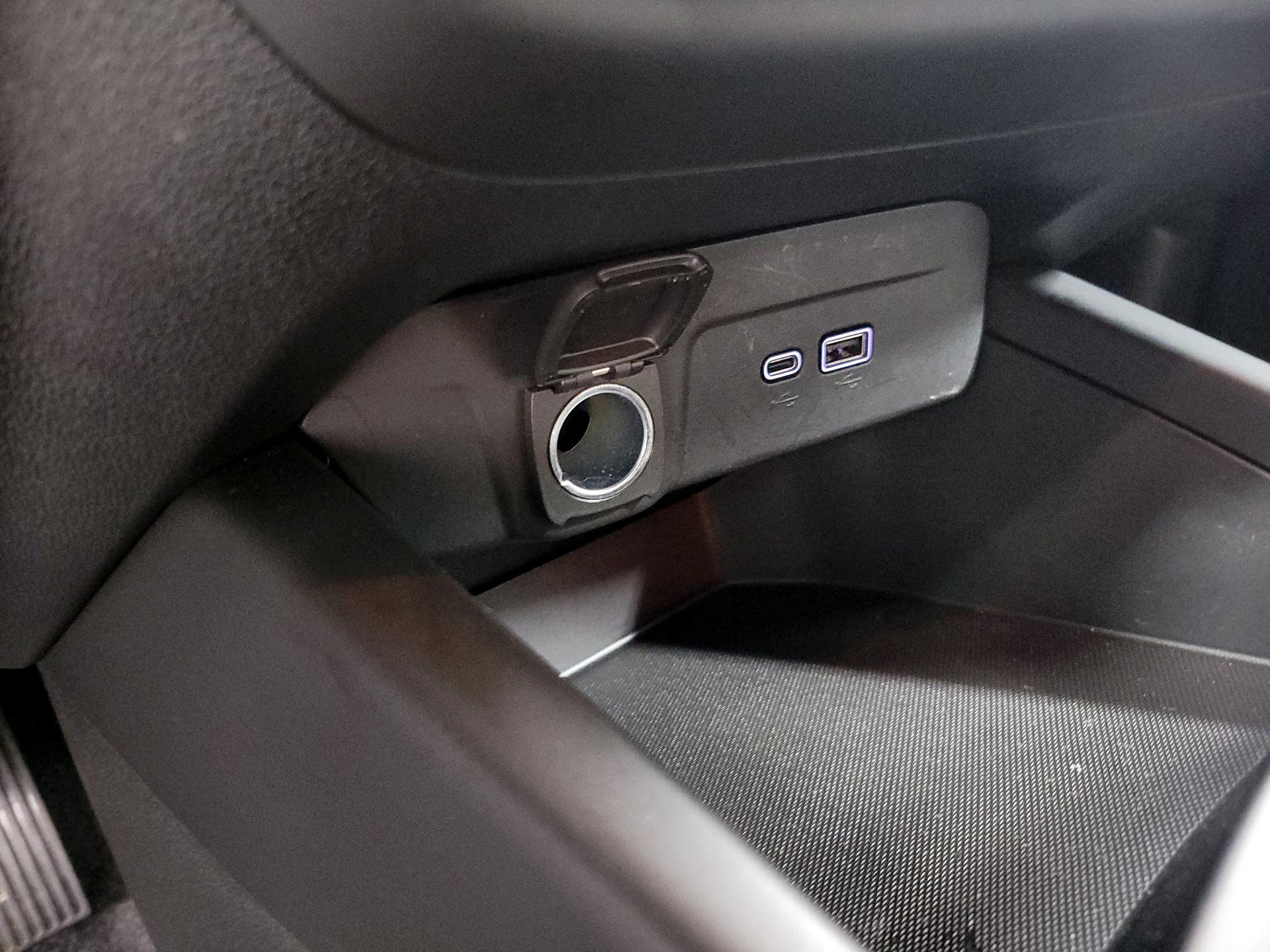 Thumbnail: 2024 Chevrolet Trax - 18