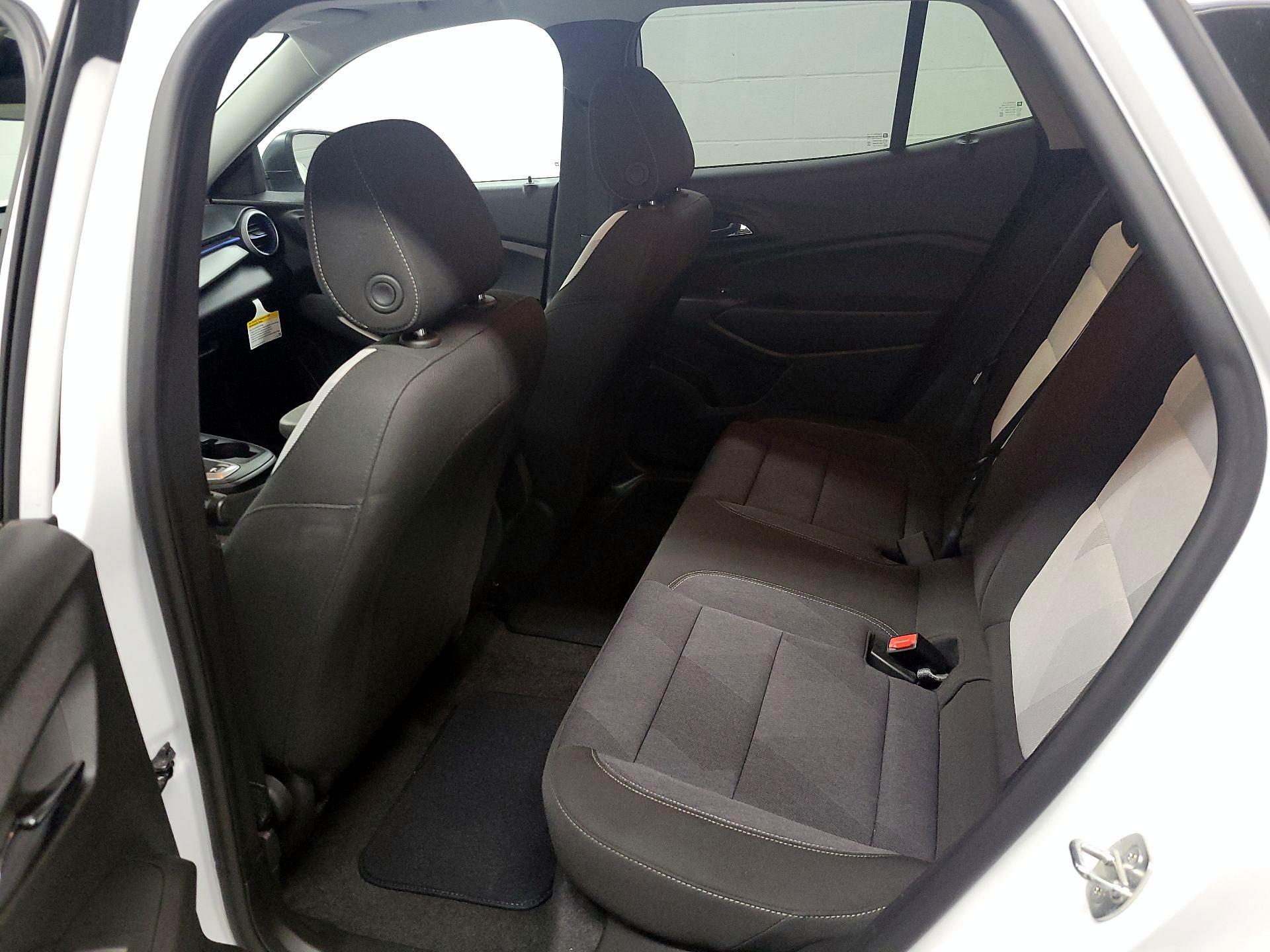 Thumbnail: 2024 Chevrolet Trax - 19