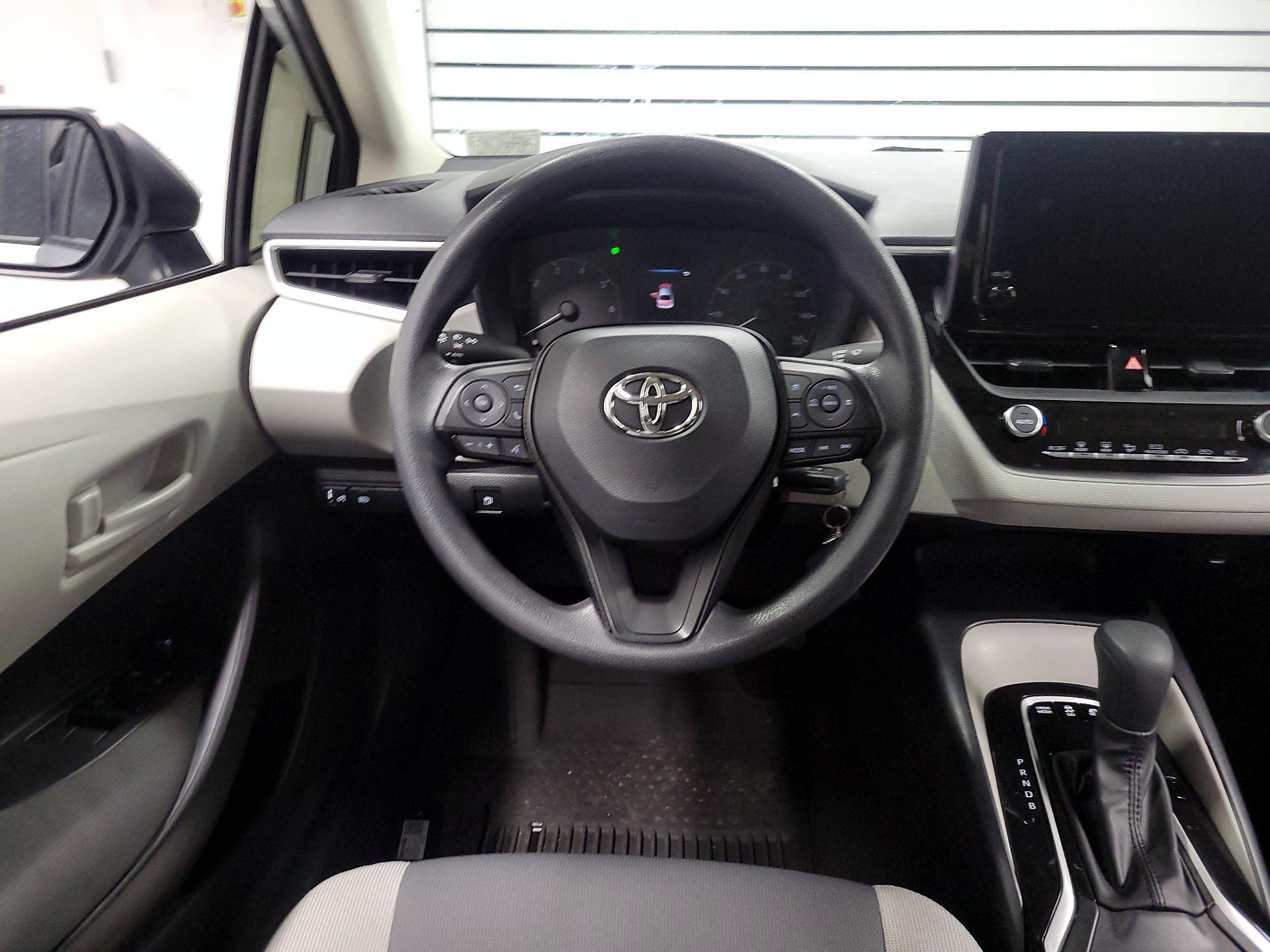 Thumbnail: 2025 Toyota Corolla - 10