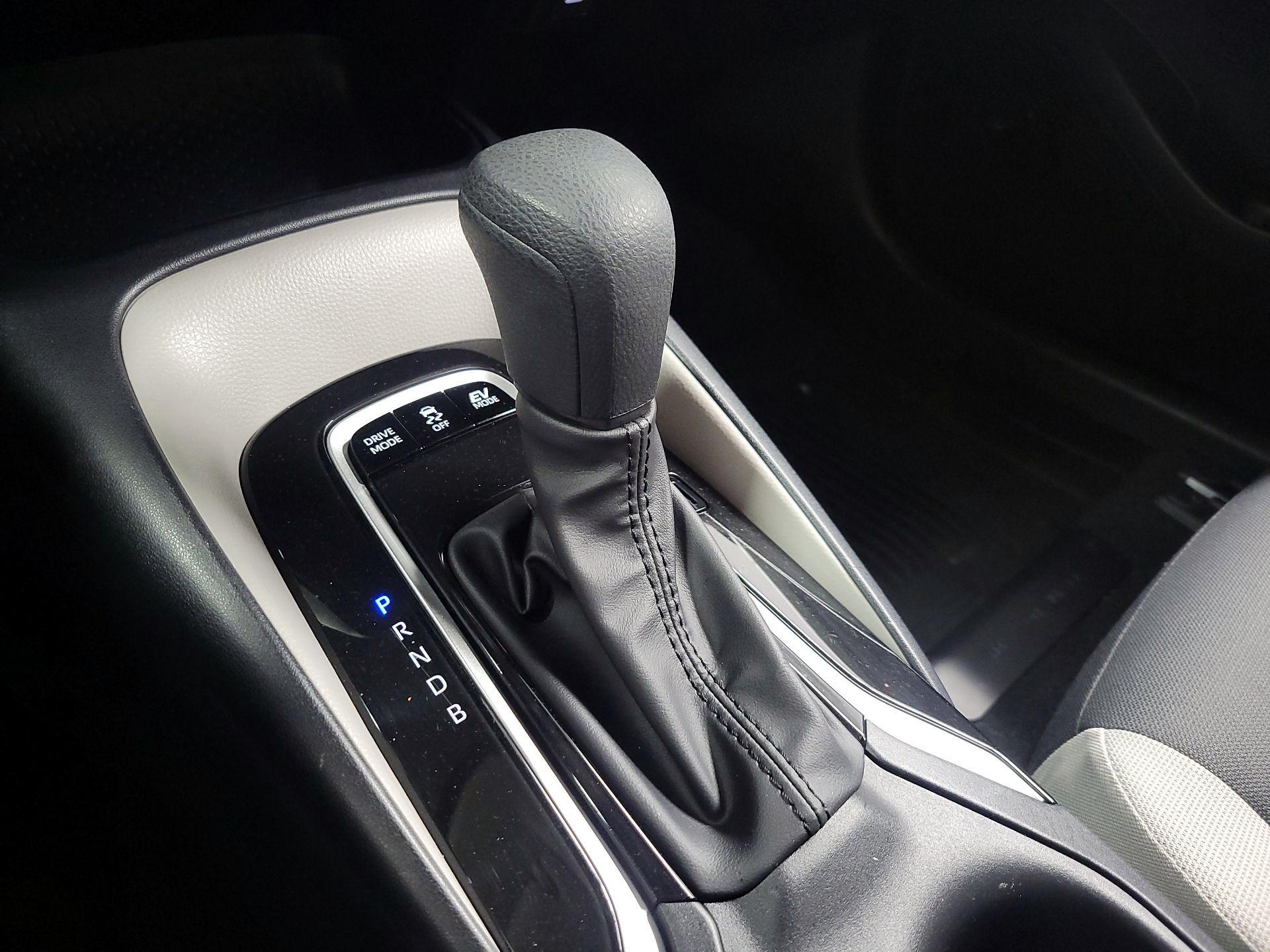 Thumbnail: 2025 Toyota Corolla - 17