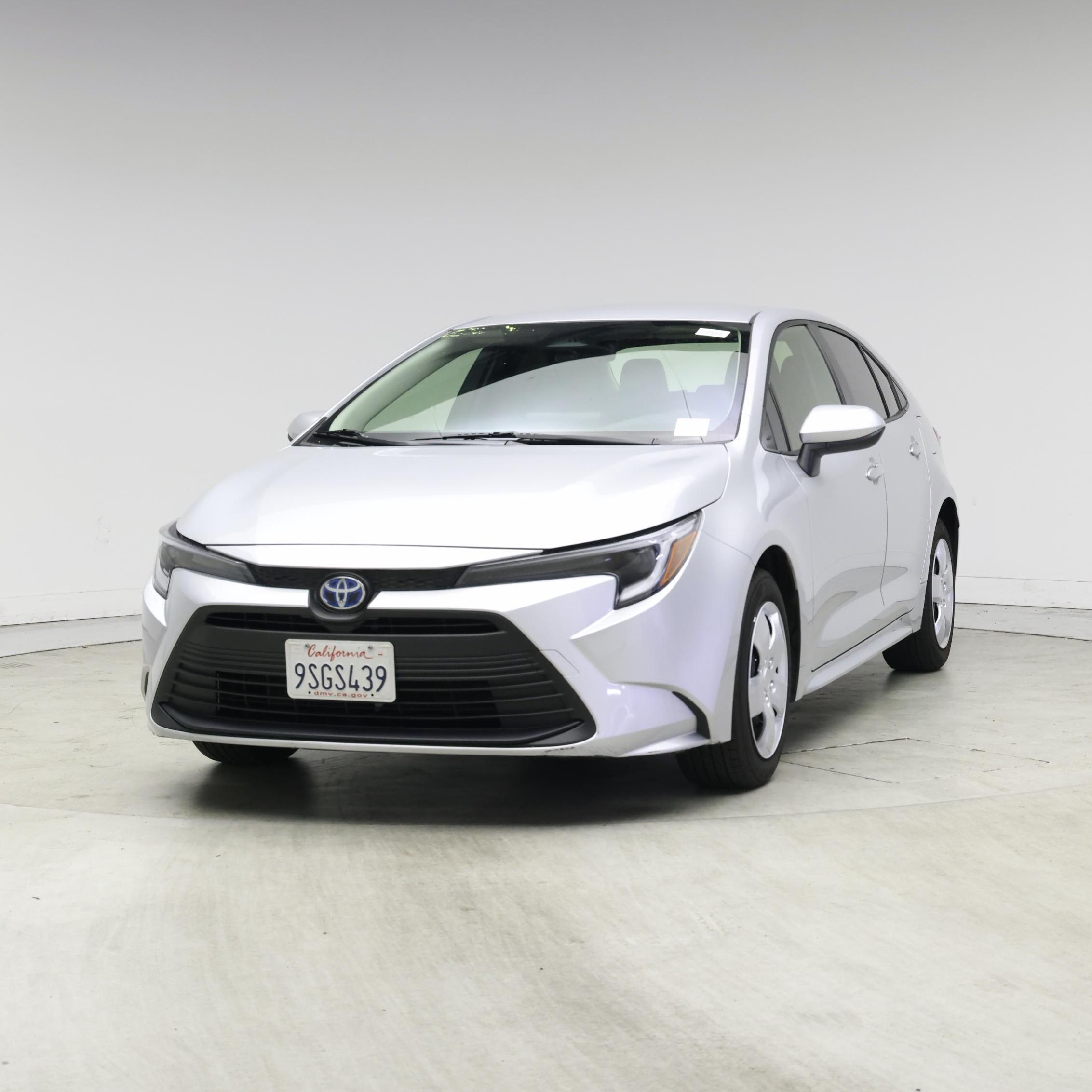 Thumbnail: 2025 Toyota Corolla - 4