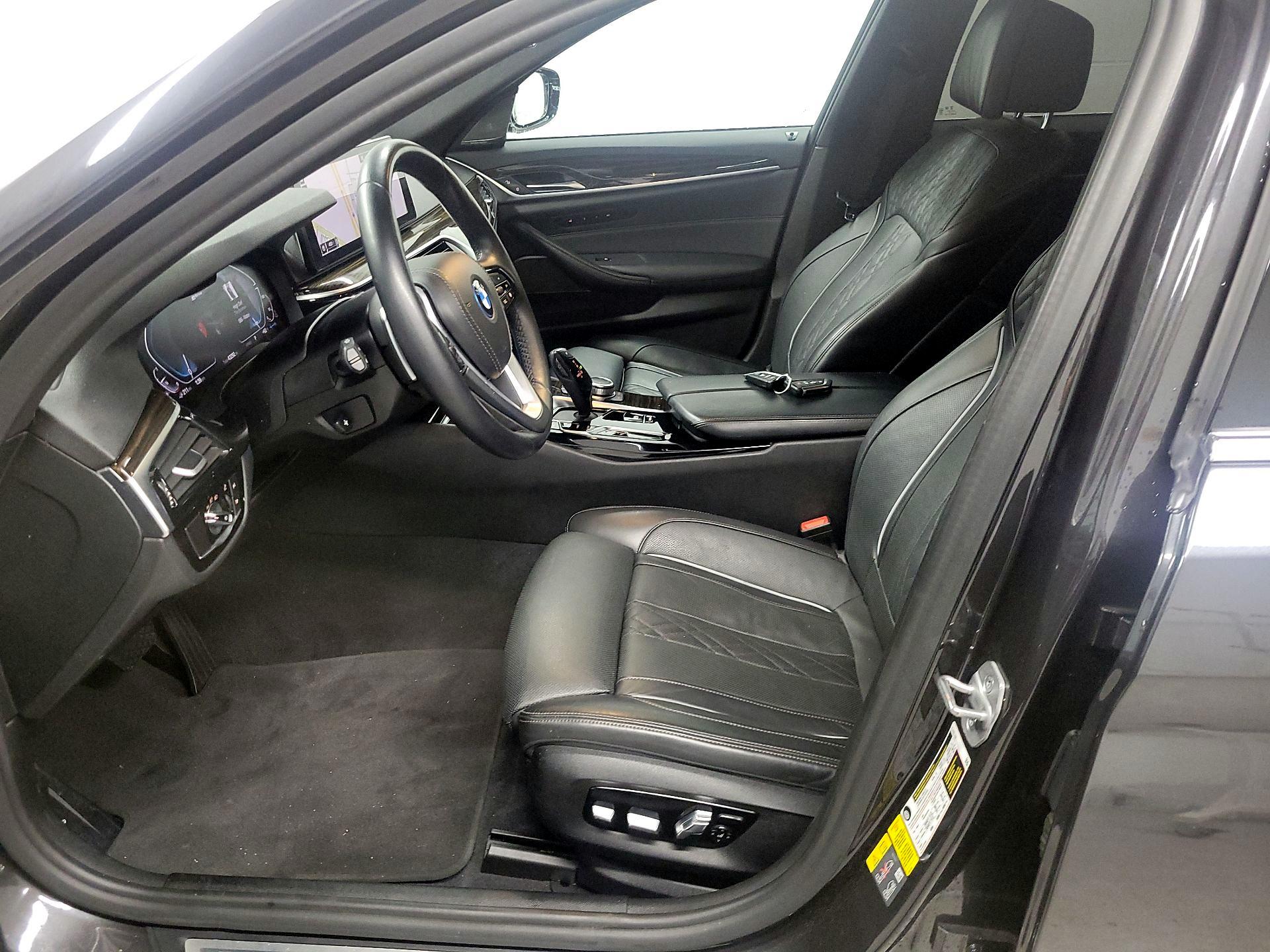 Thumbnail: 2022 BMW 5 Series - 11