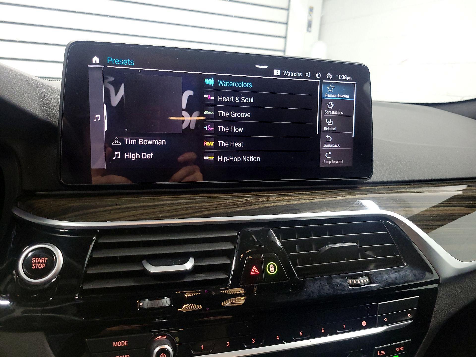 Thumbnail: 2022 BMW 5 Series - 16