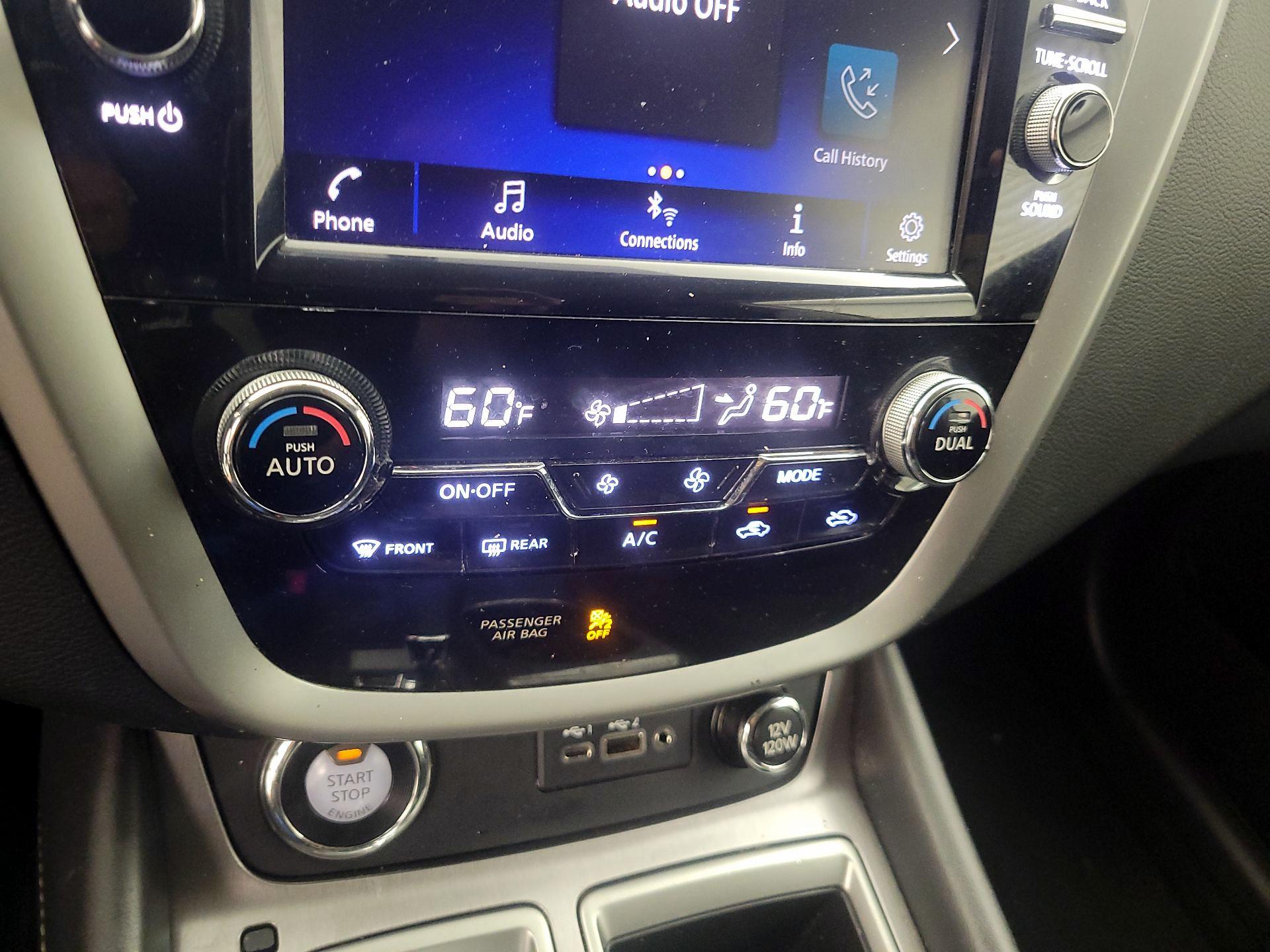 Thumbnail: 2019 Nissan Murano - 16