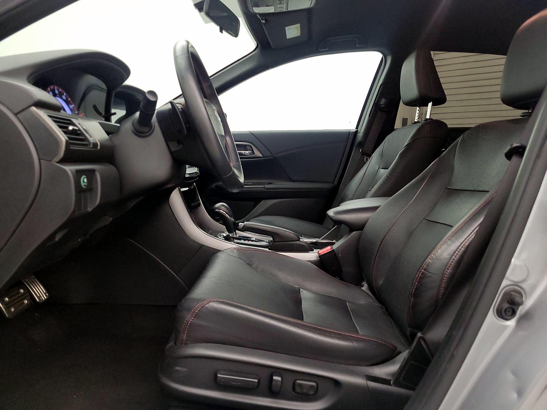 Thumbnail: 2017 Honda Accord - 11