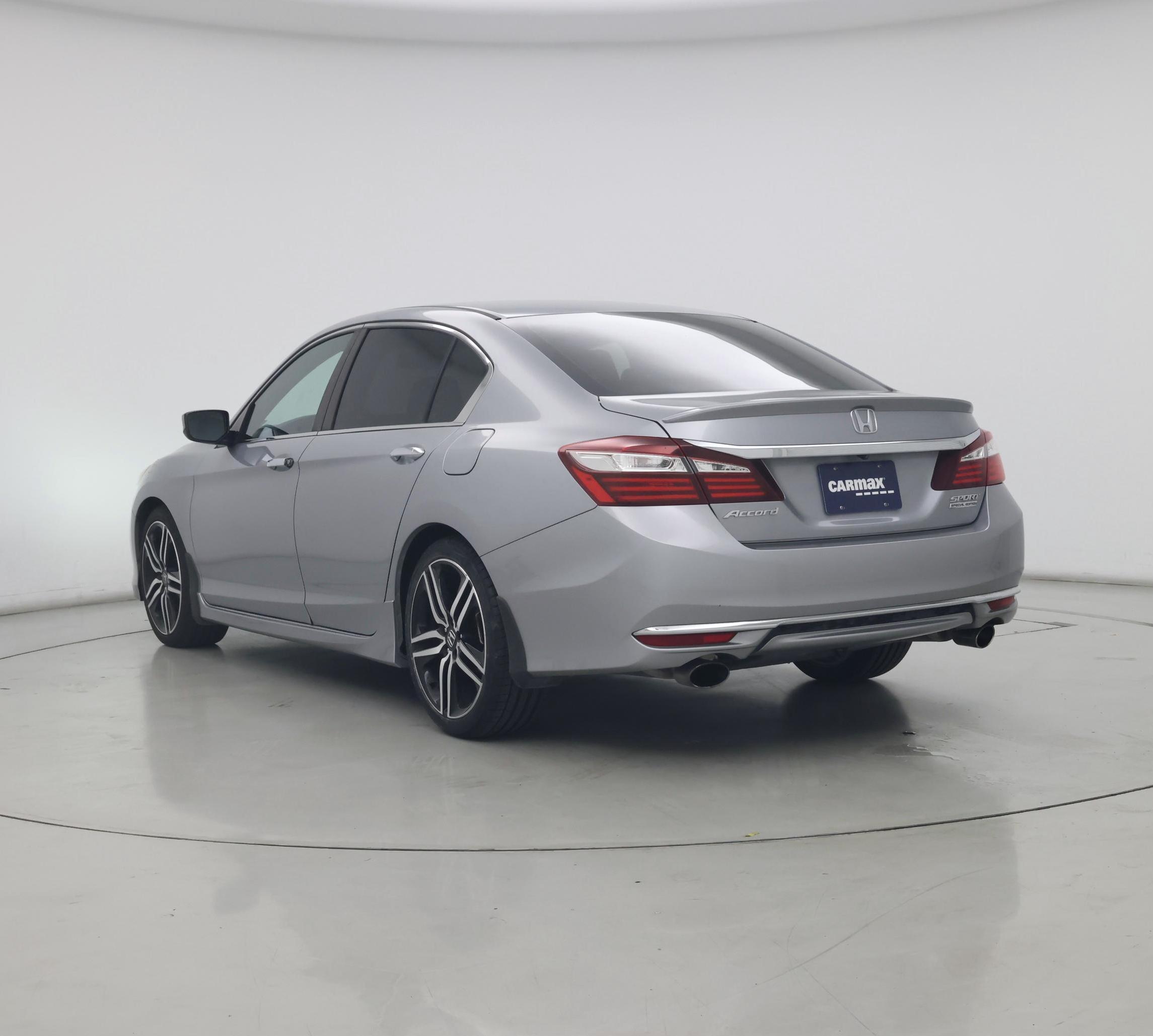 Thumbnail: 2017 Honda Accord - 2