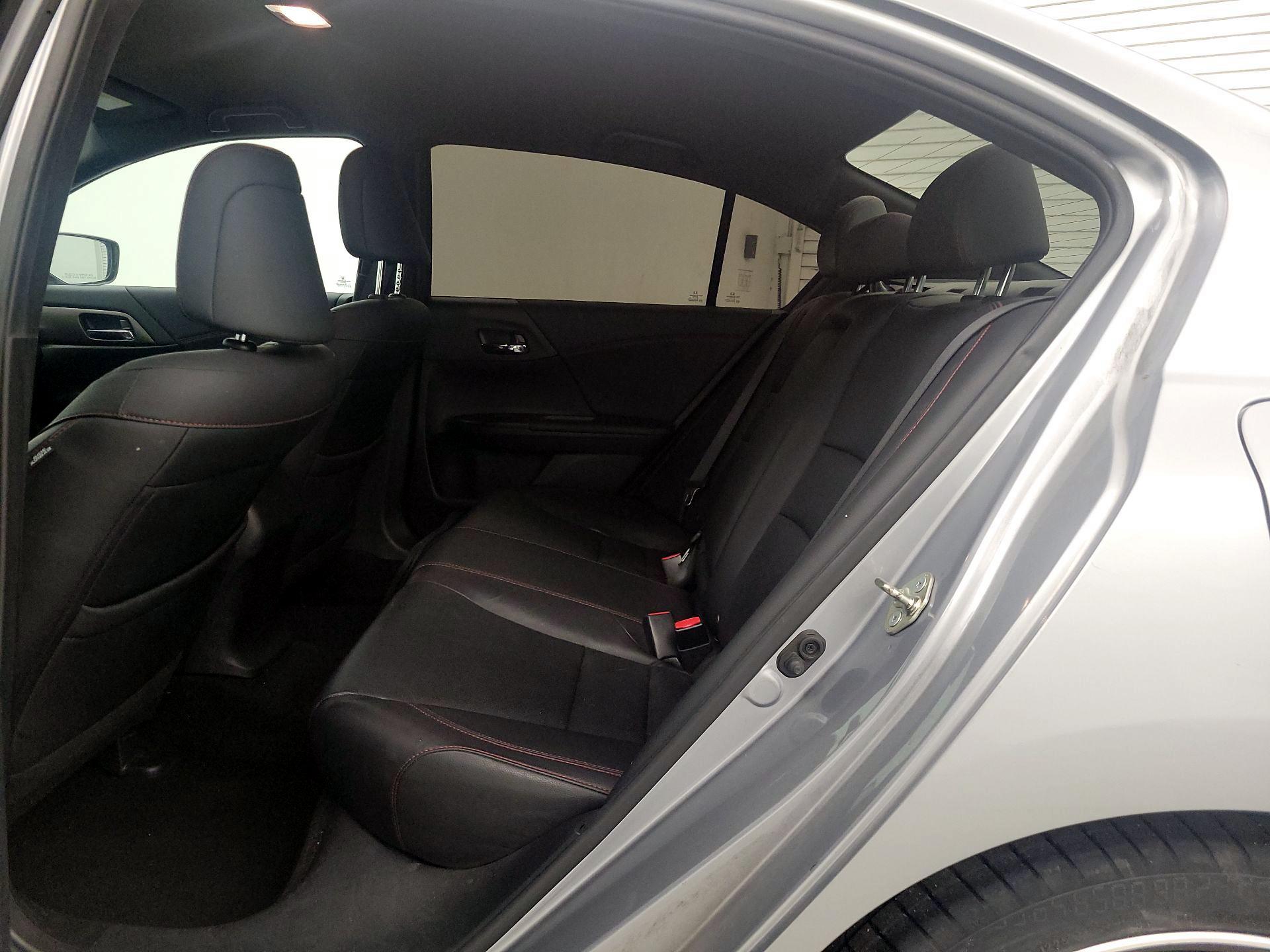 Thumbnail: 2017 Honda Accord - 19