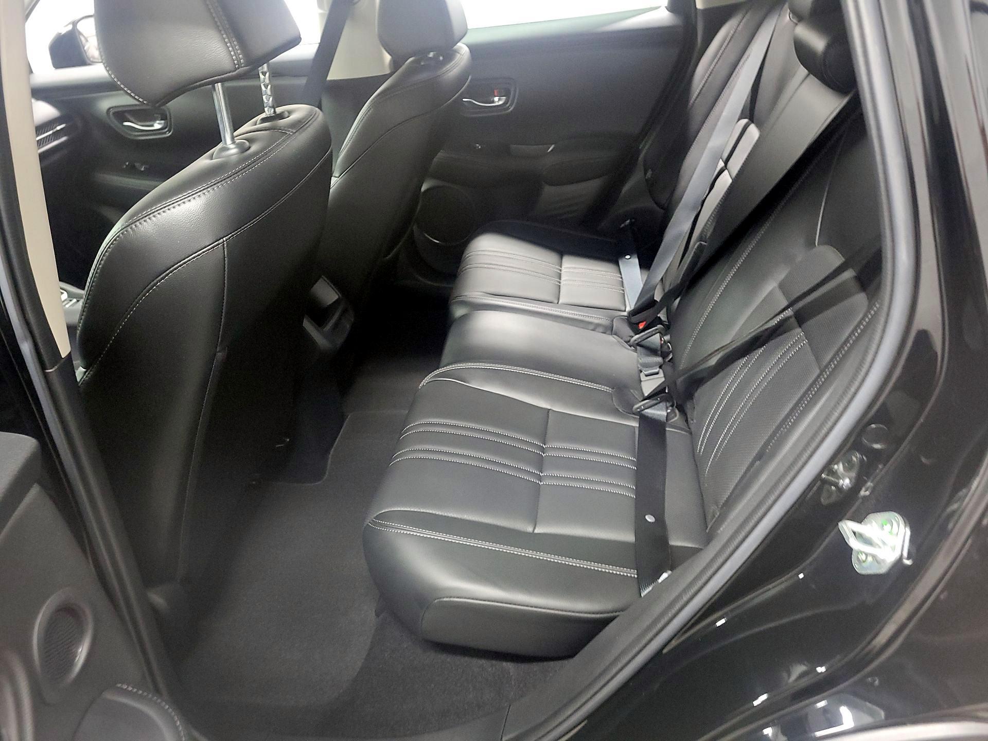 Thumbnail: 2025 Honda HR-V - 17