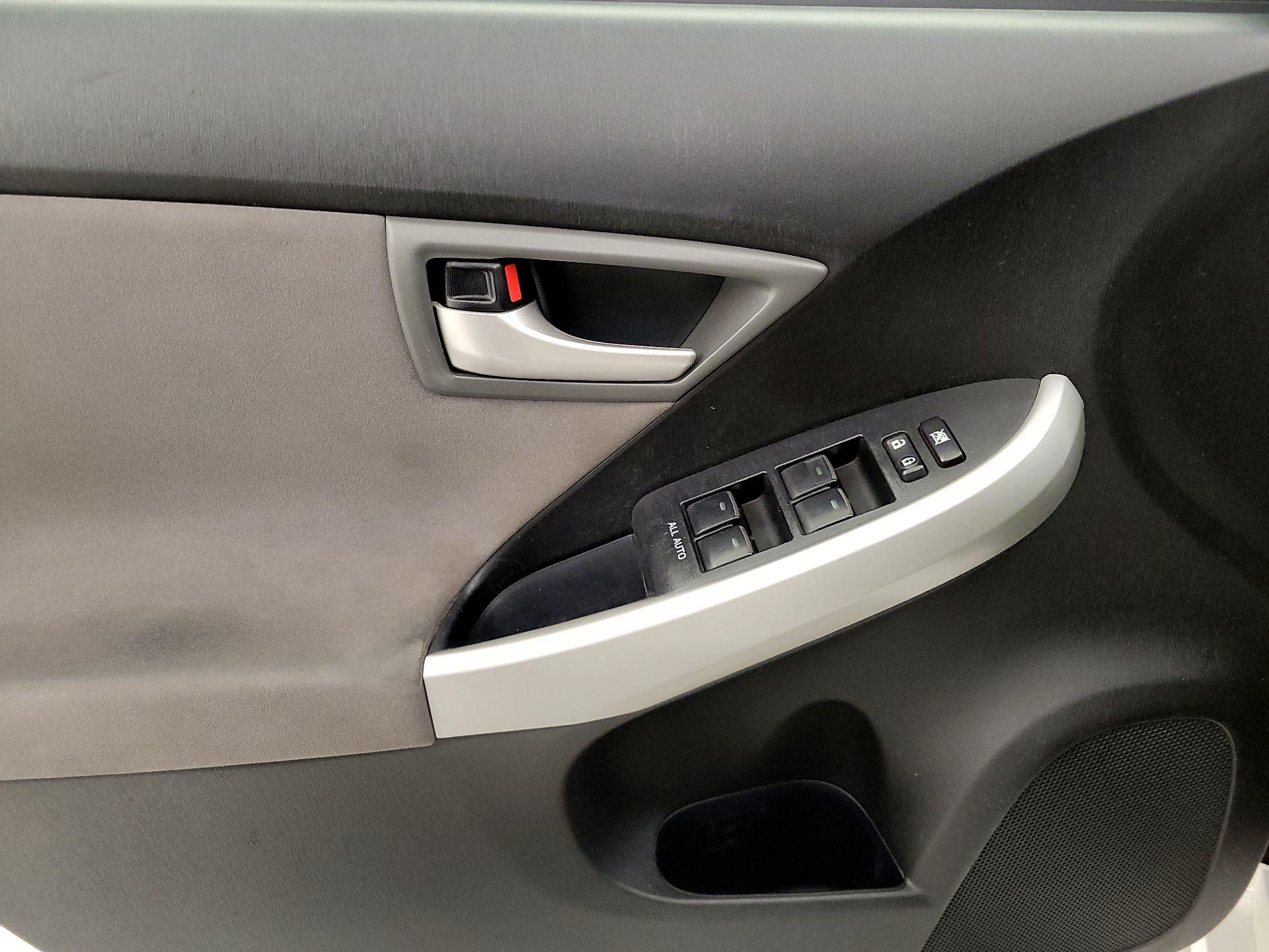 Thumbnail: 2014 Toyota Prius - 12