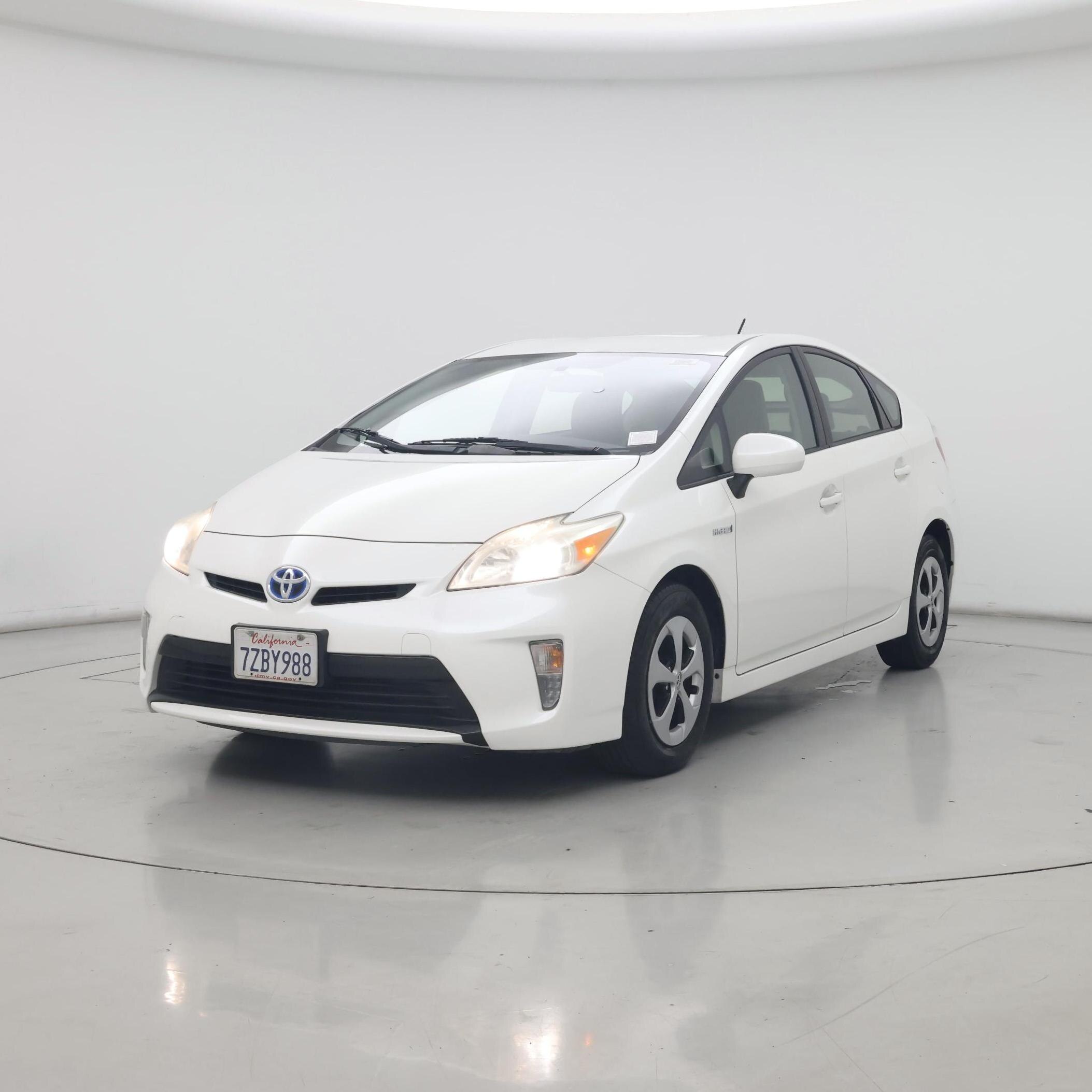 Thumbnail: 2014 Toyota Prius - 4