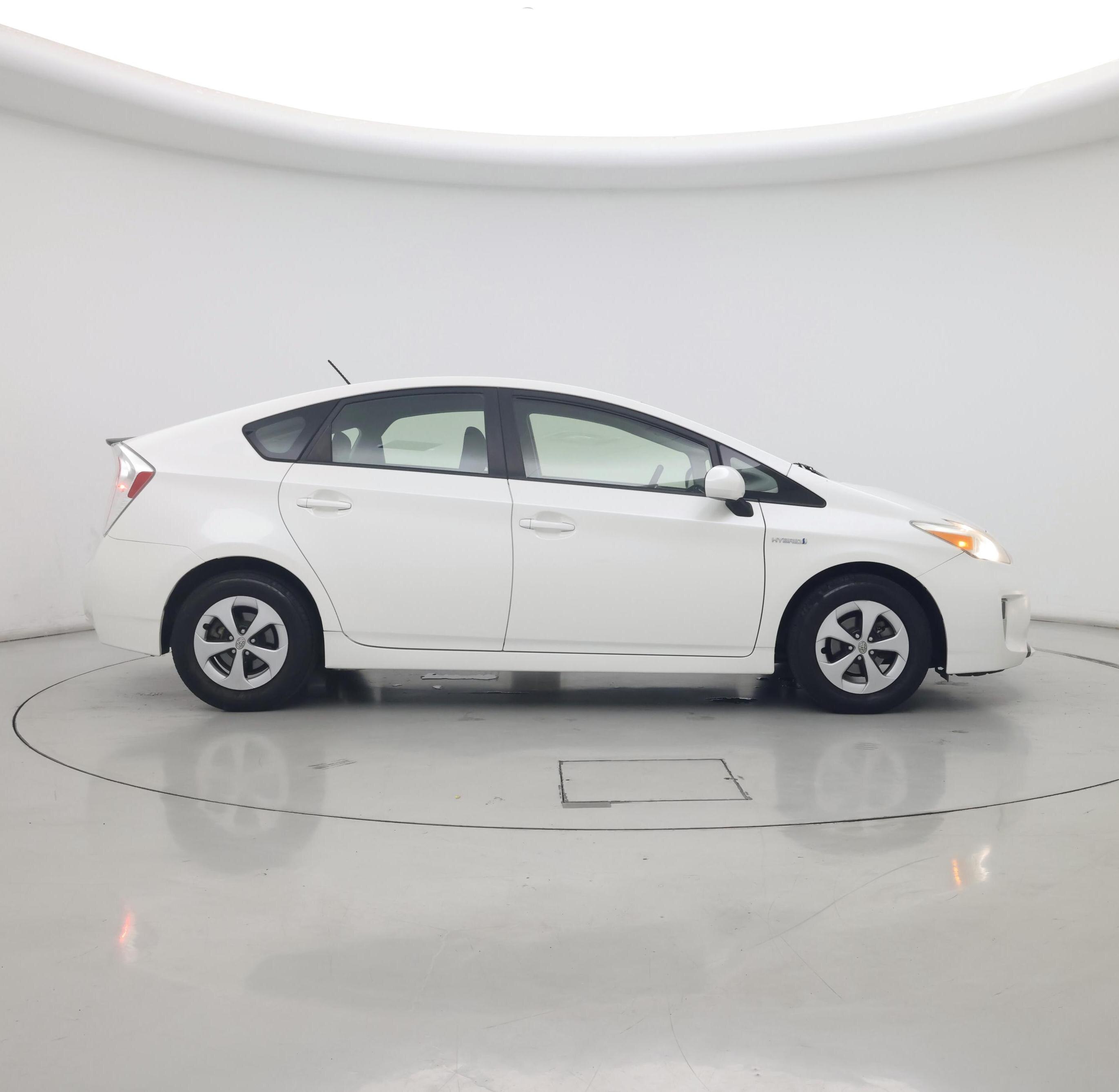 Thumbnail: 2014 Toyota Prius - 7