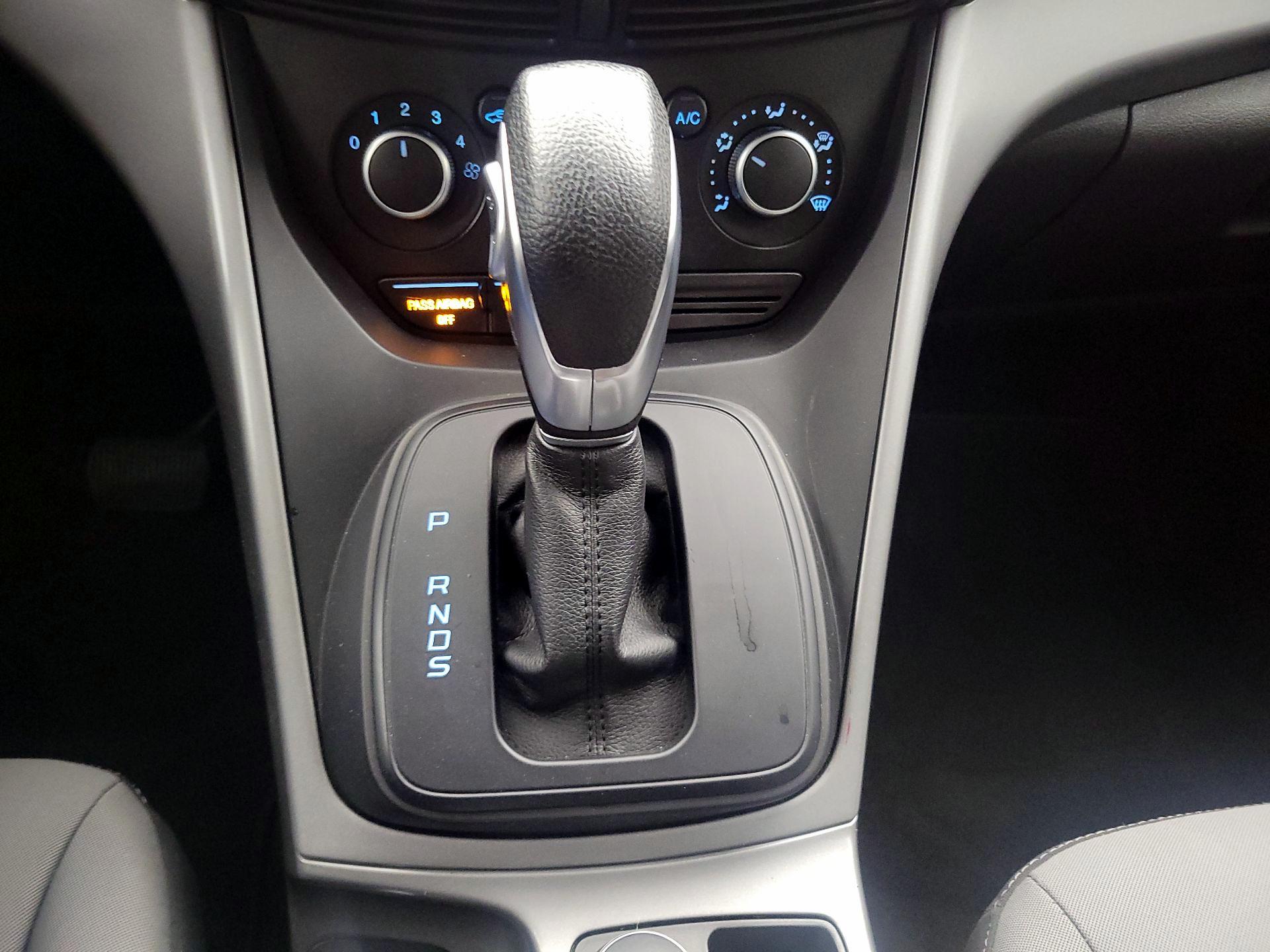 Thumbnail: 2015 Ford Escape - 17